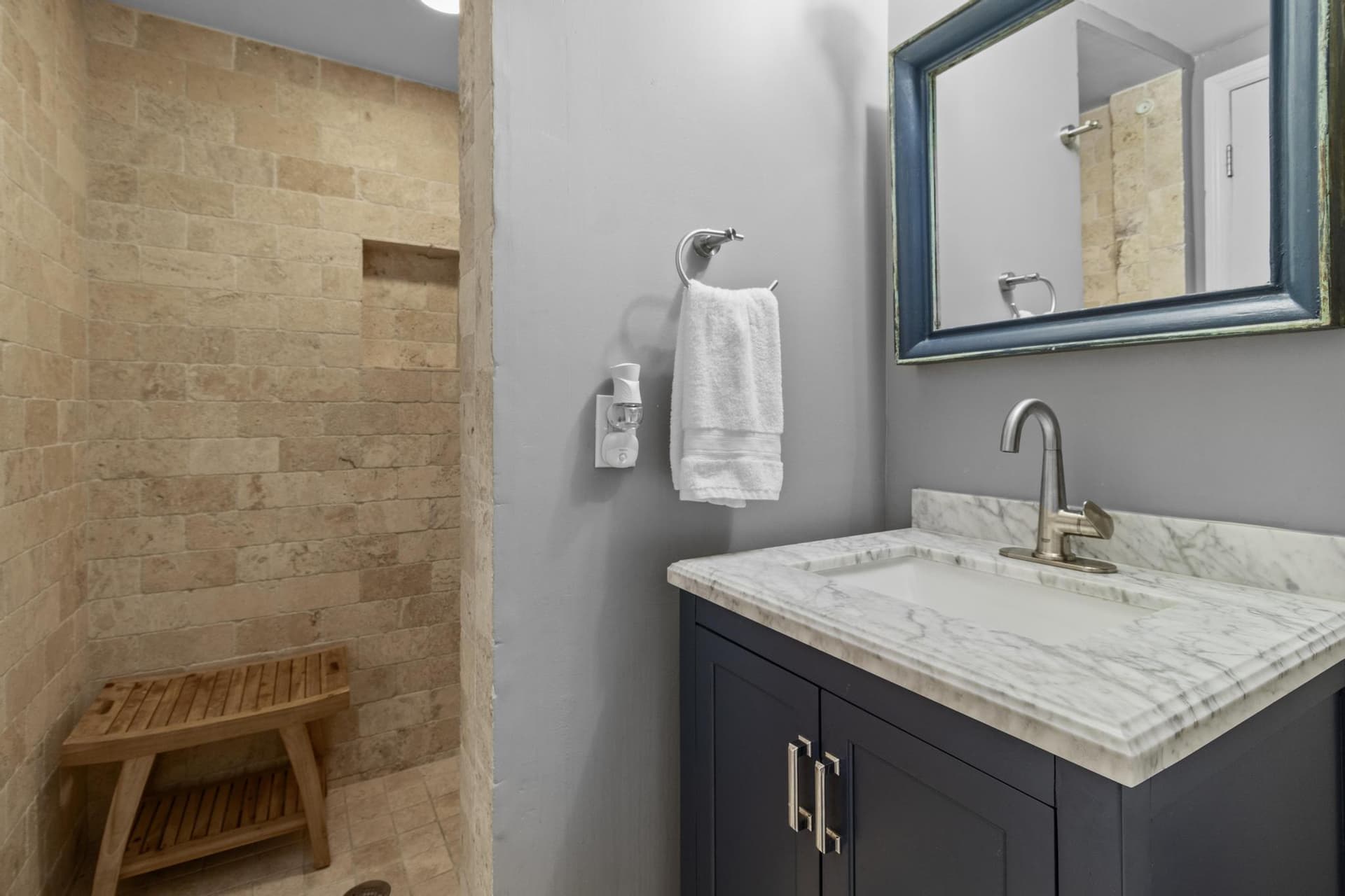 87200 Overseas Highway APT A 7 photo 17