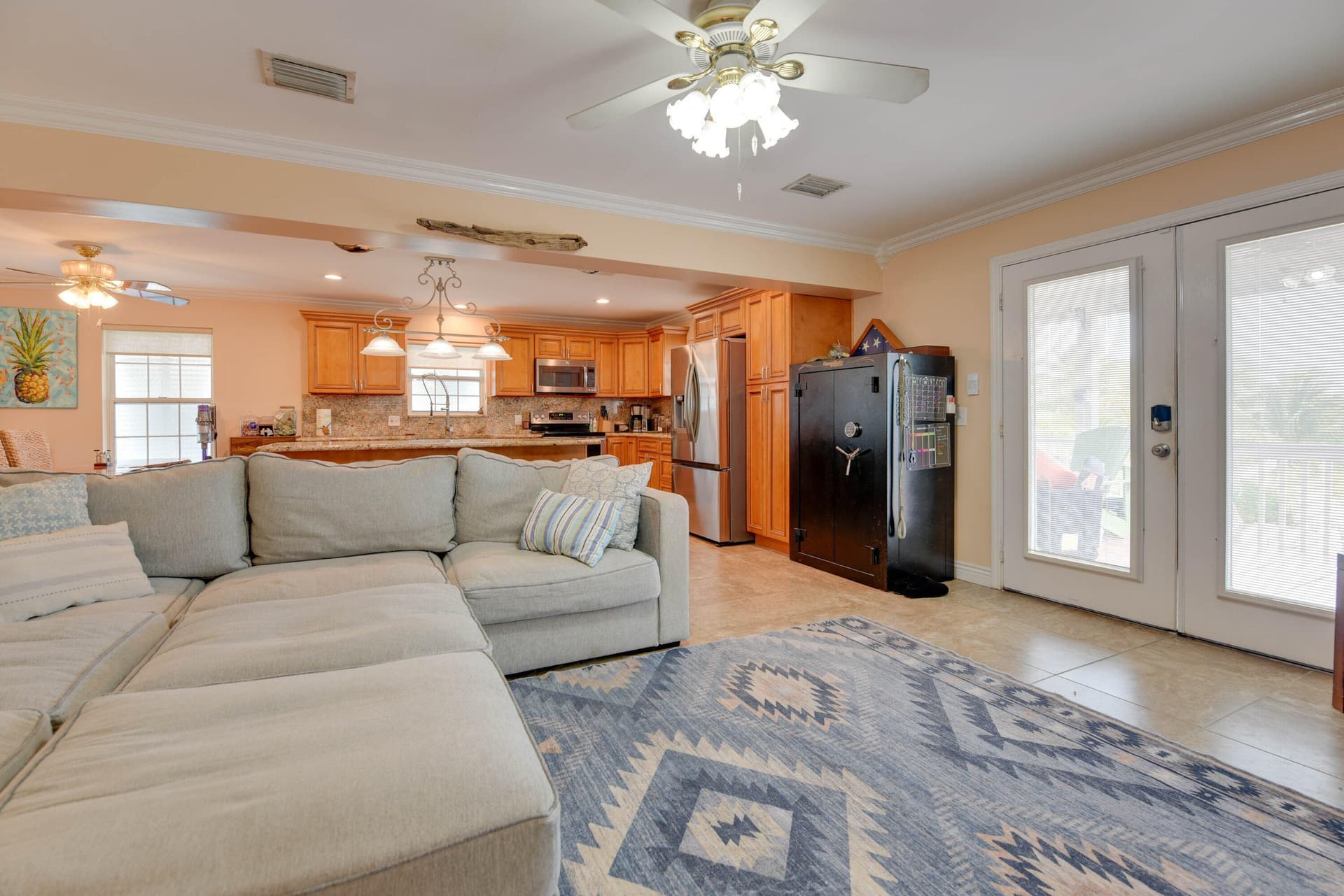 706 E Caribbean Drive photo 6