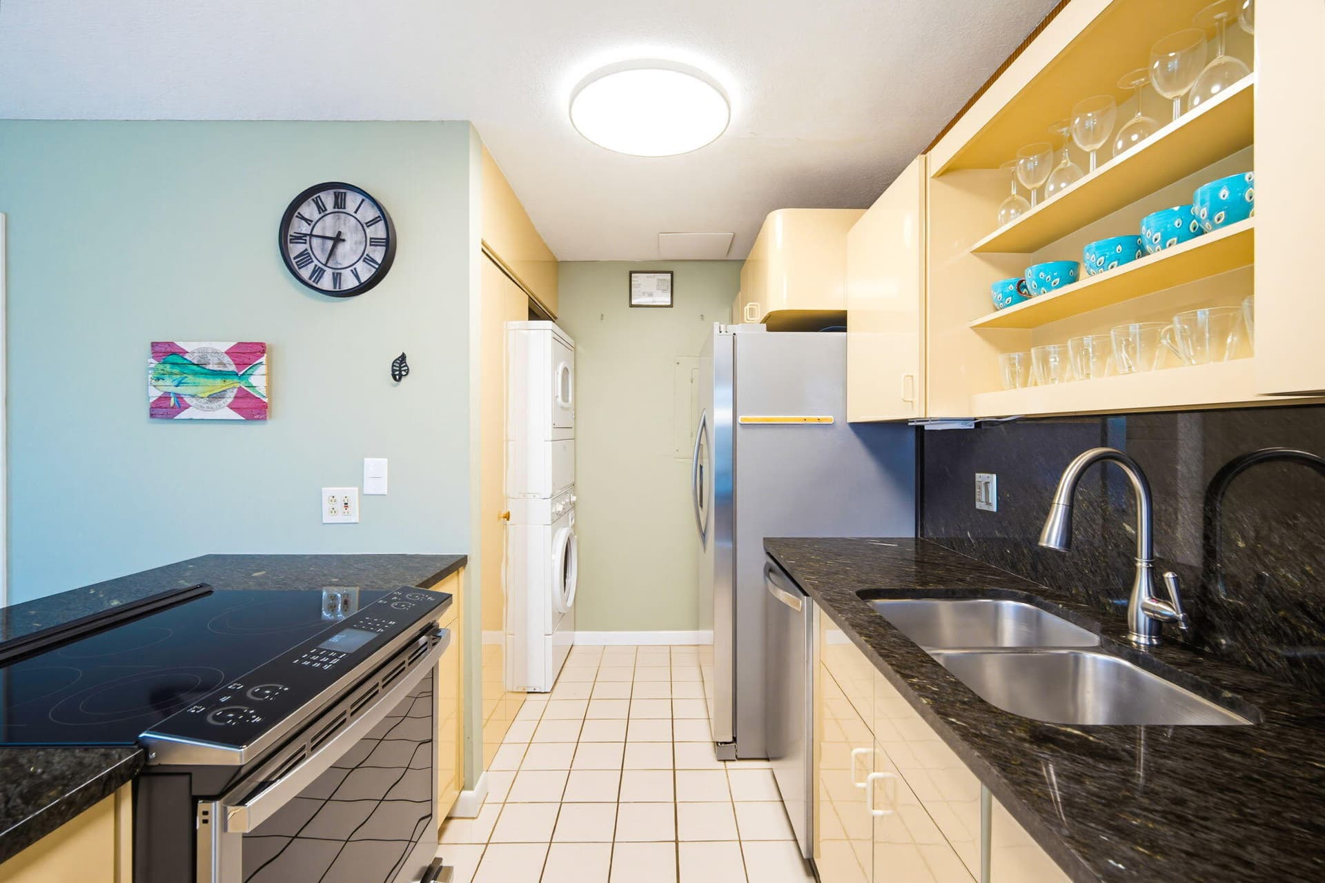 12690 Overseas Highway APT 310 photo 14