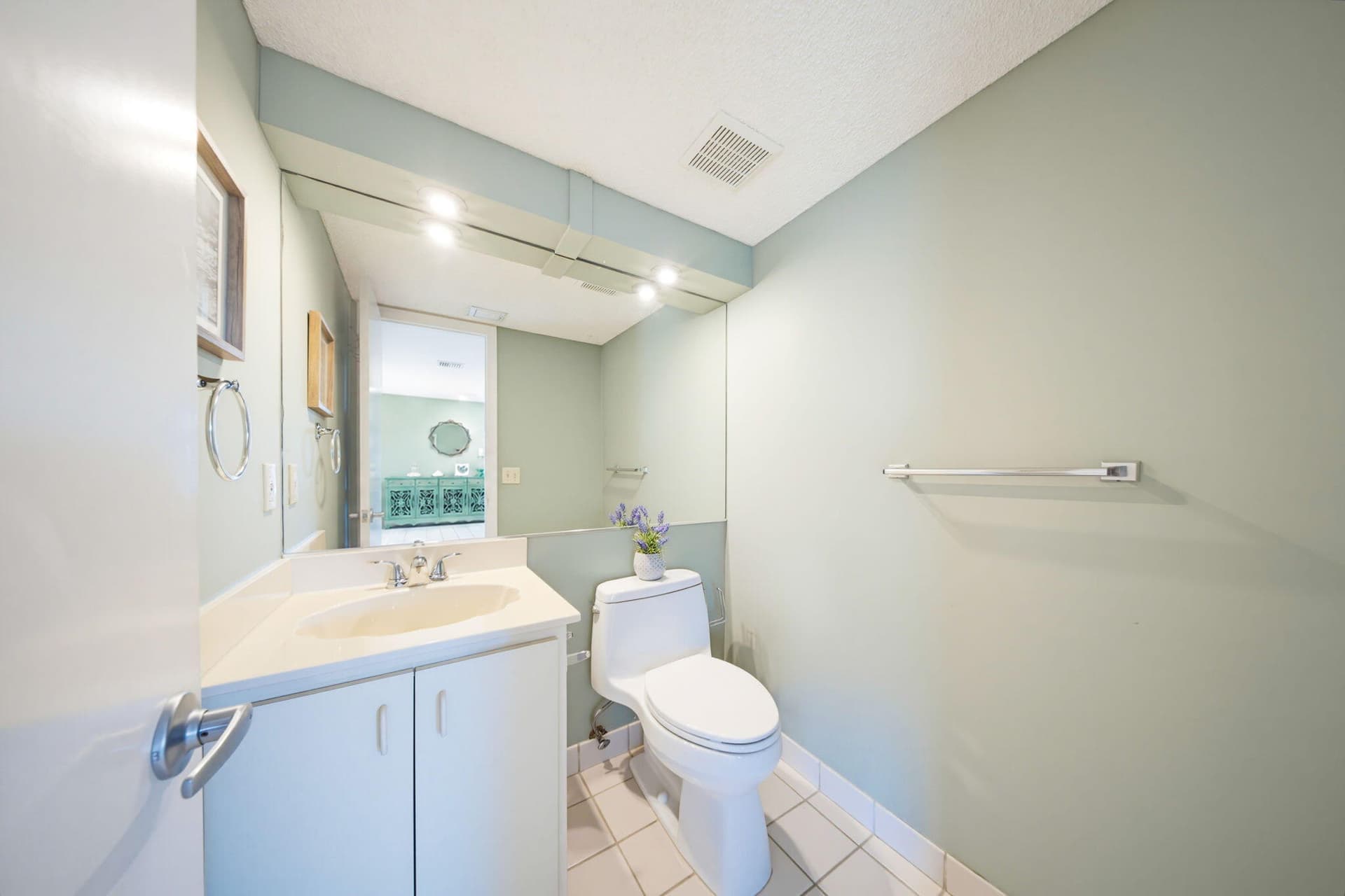 12690 Overseas Highway APT 310 photo 18