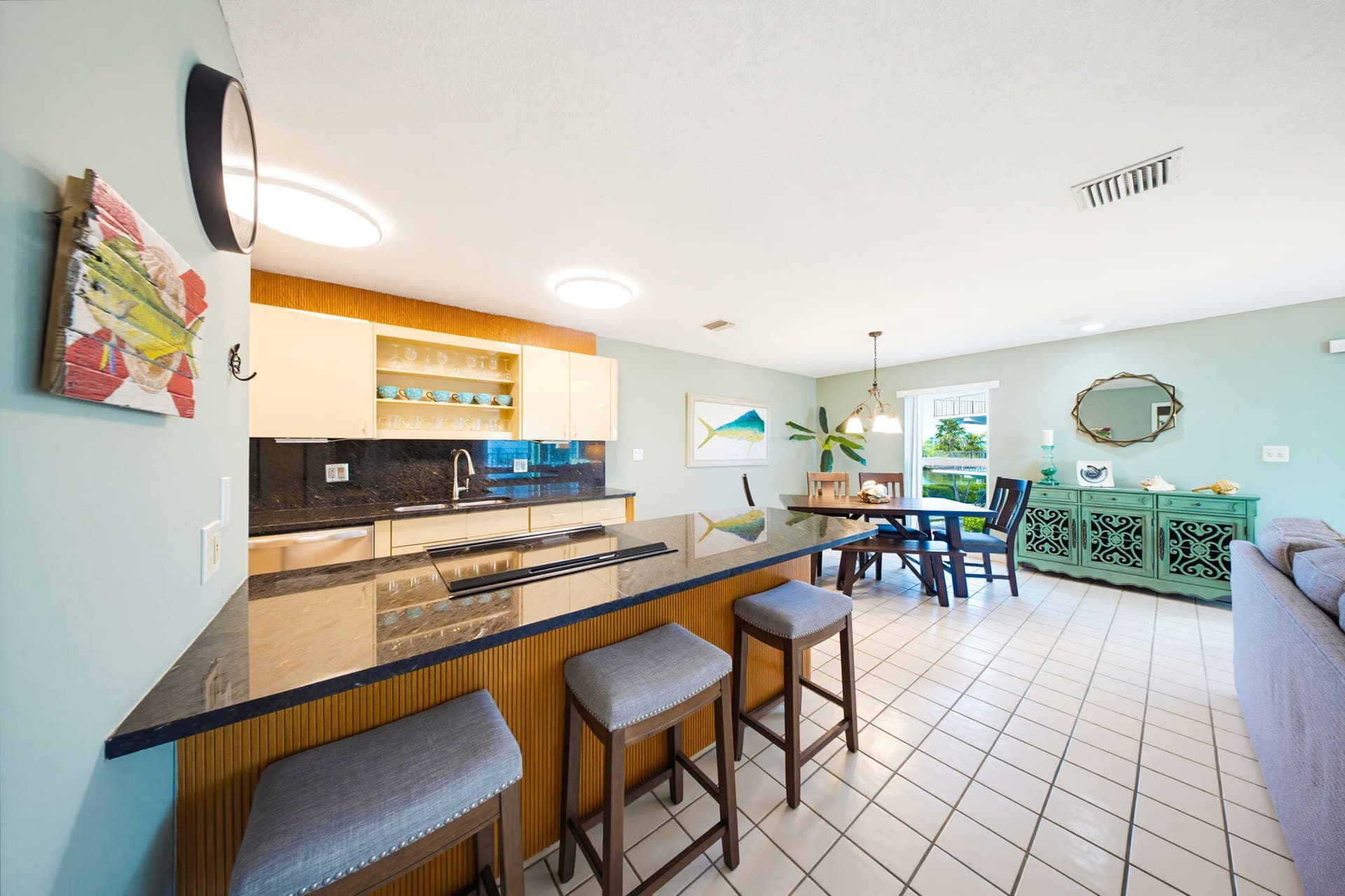 12690 Overseas Highway APT 310 photo 17