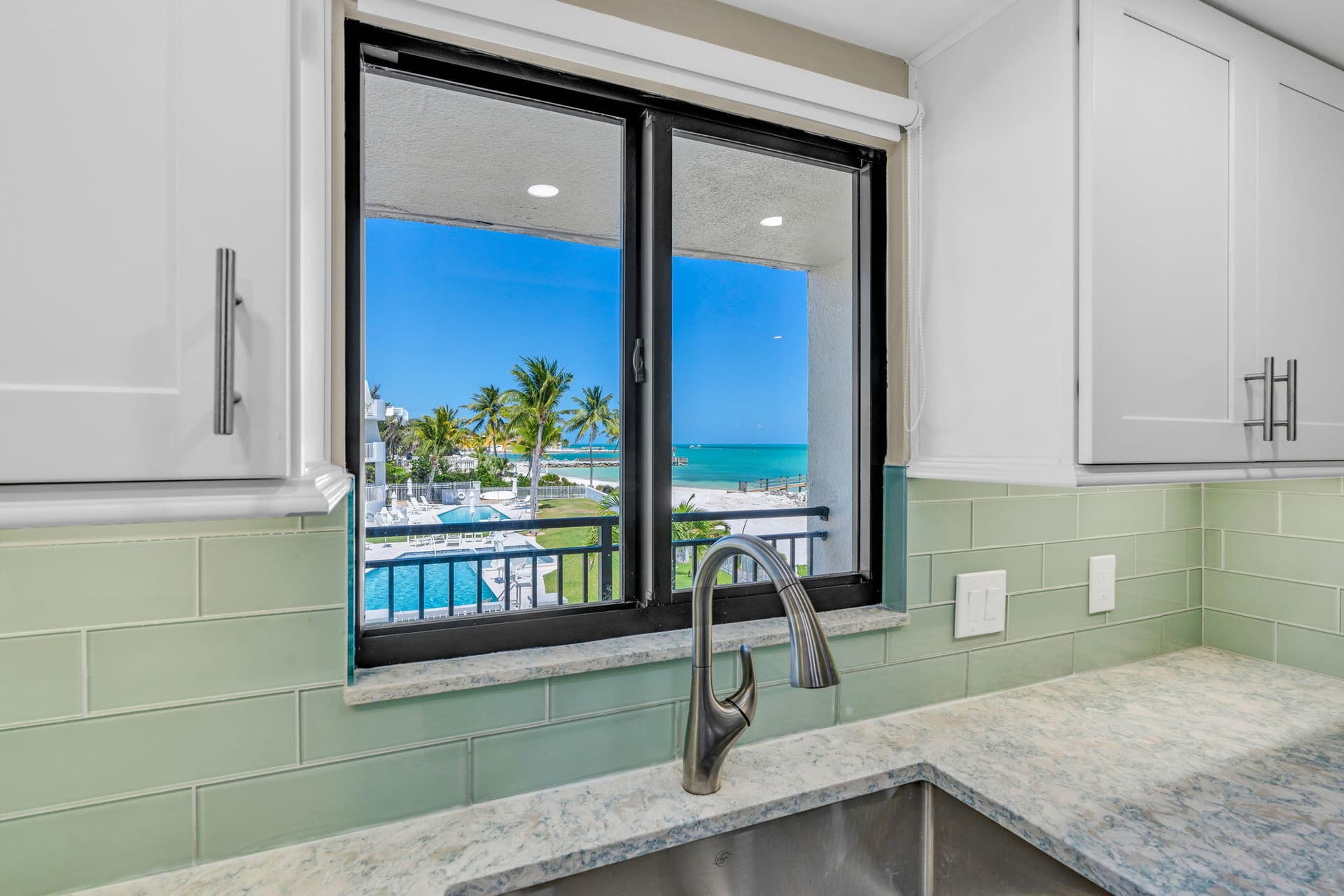 1001 W Ocean Drive 1-202 photo 8