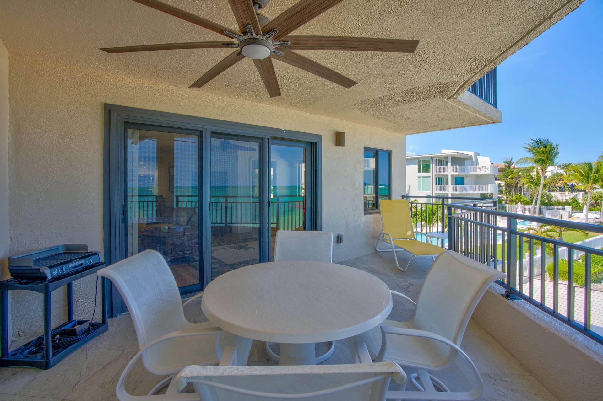 1001 W Ocean Drive 1-202 photo 17