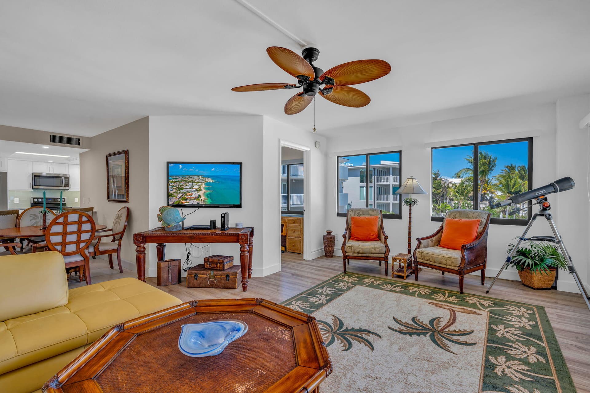 1001 W Ocean Drive 1-202 photo 20