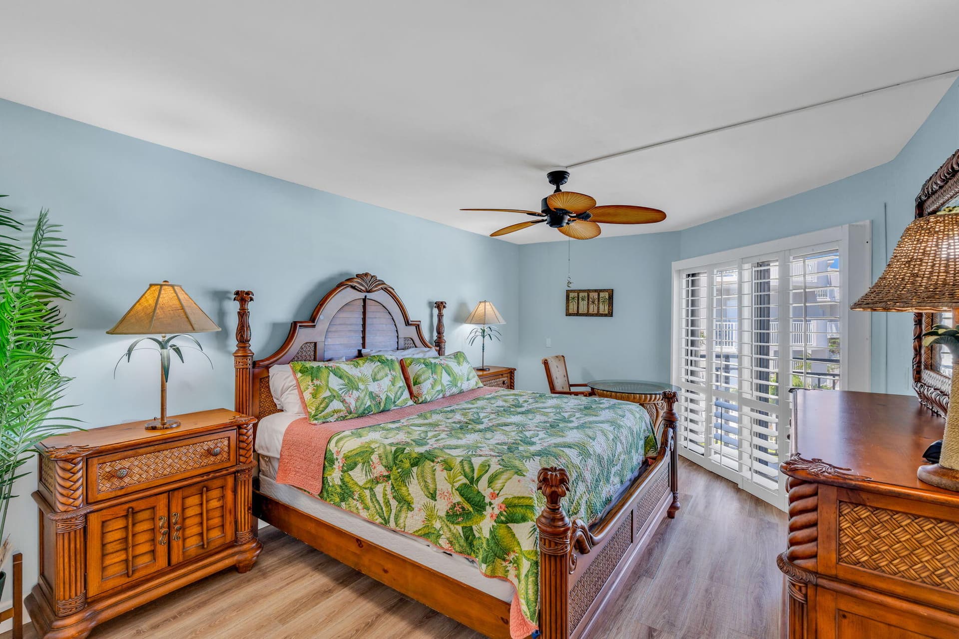 1001 W Ocean Drive 1-202 photo 24