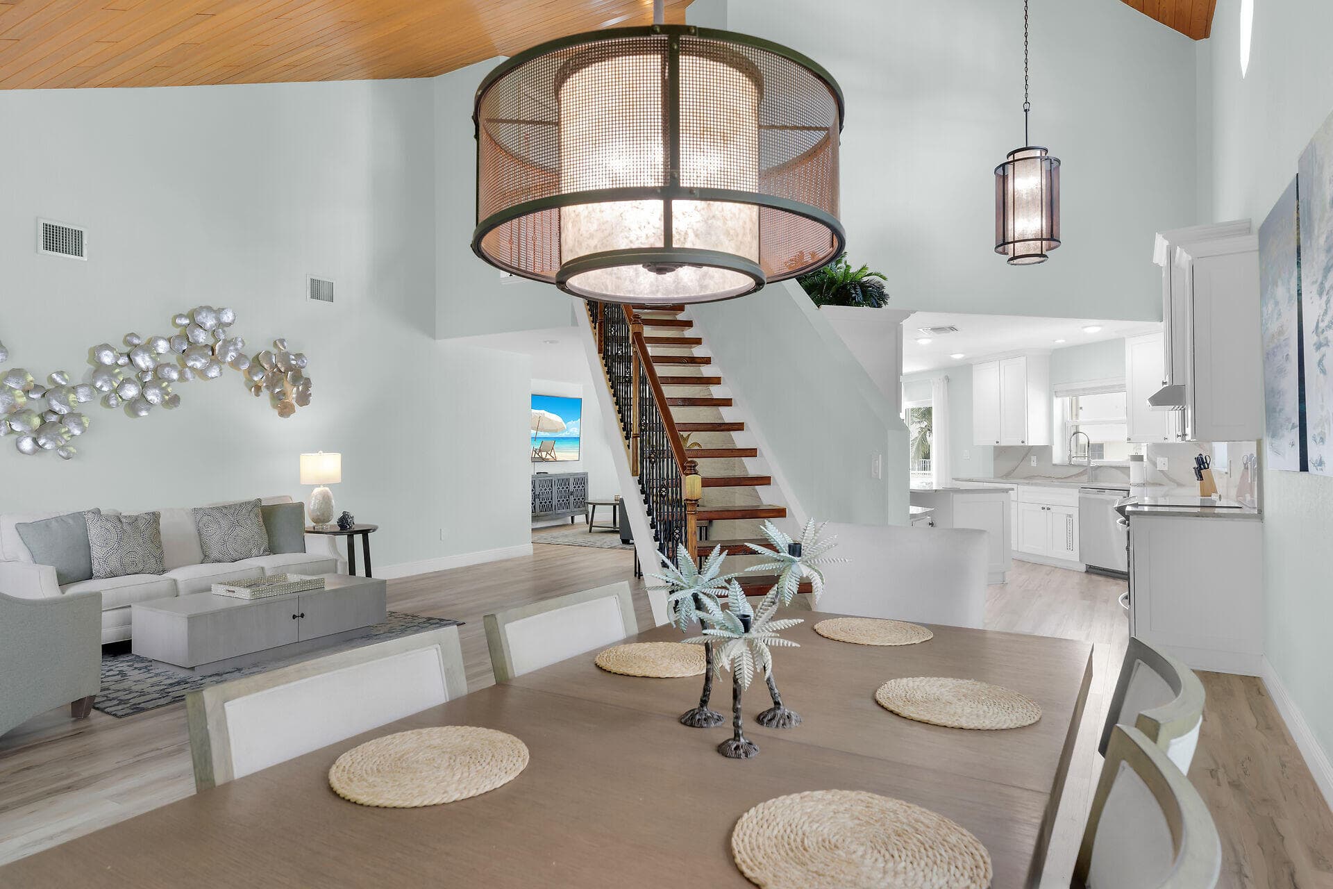 180 Ana Court photo 6