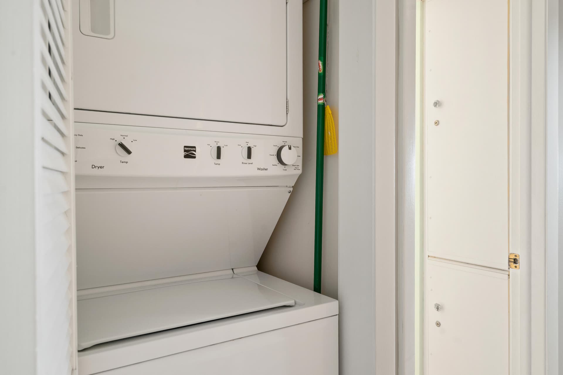 500 Burton Drive 1402 photo 13