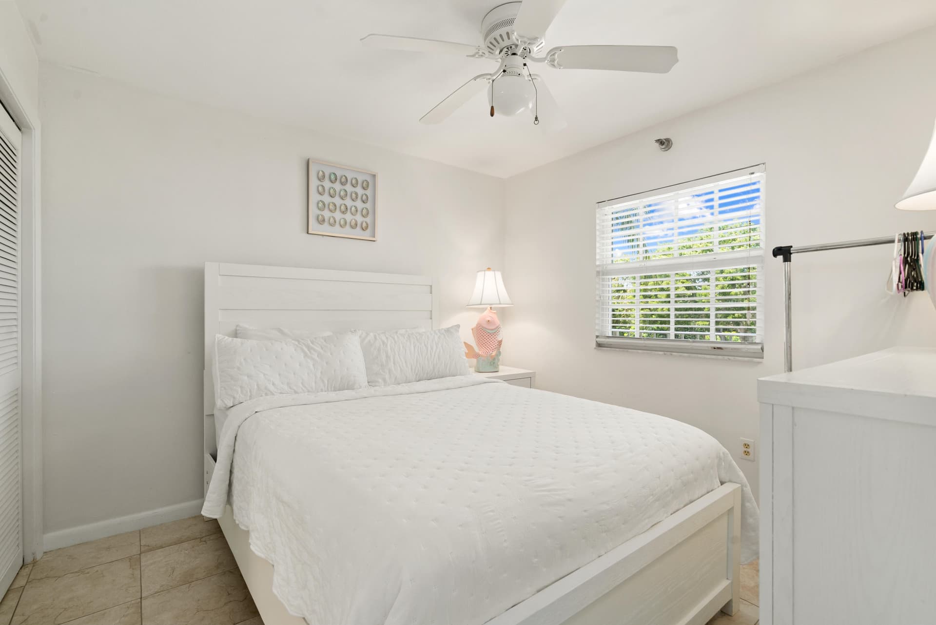 500 Burton Drive 4206 photo 6