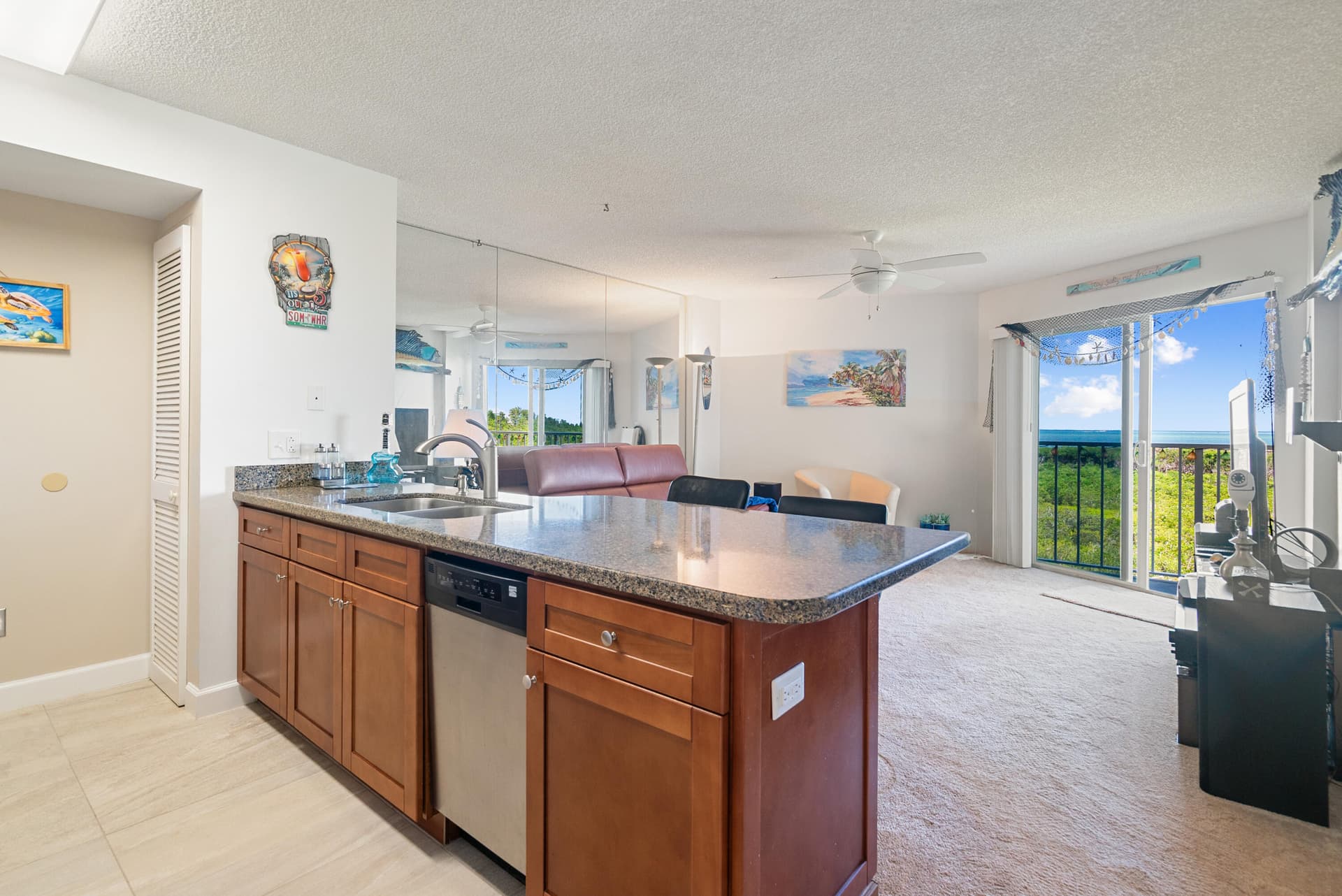 500 Burton Drive 2304 photo 4