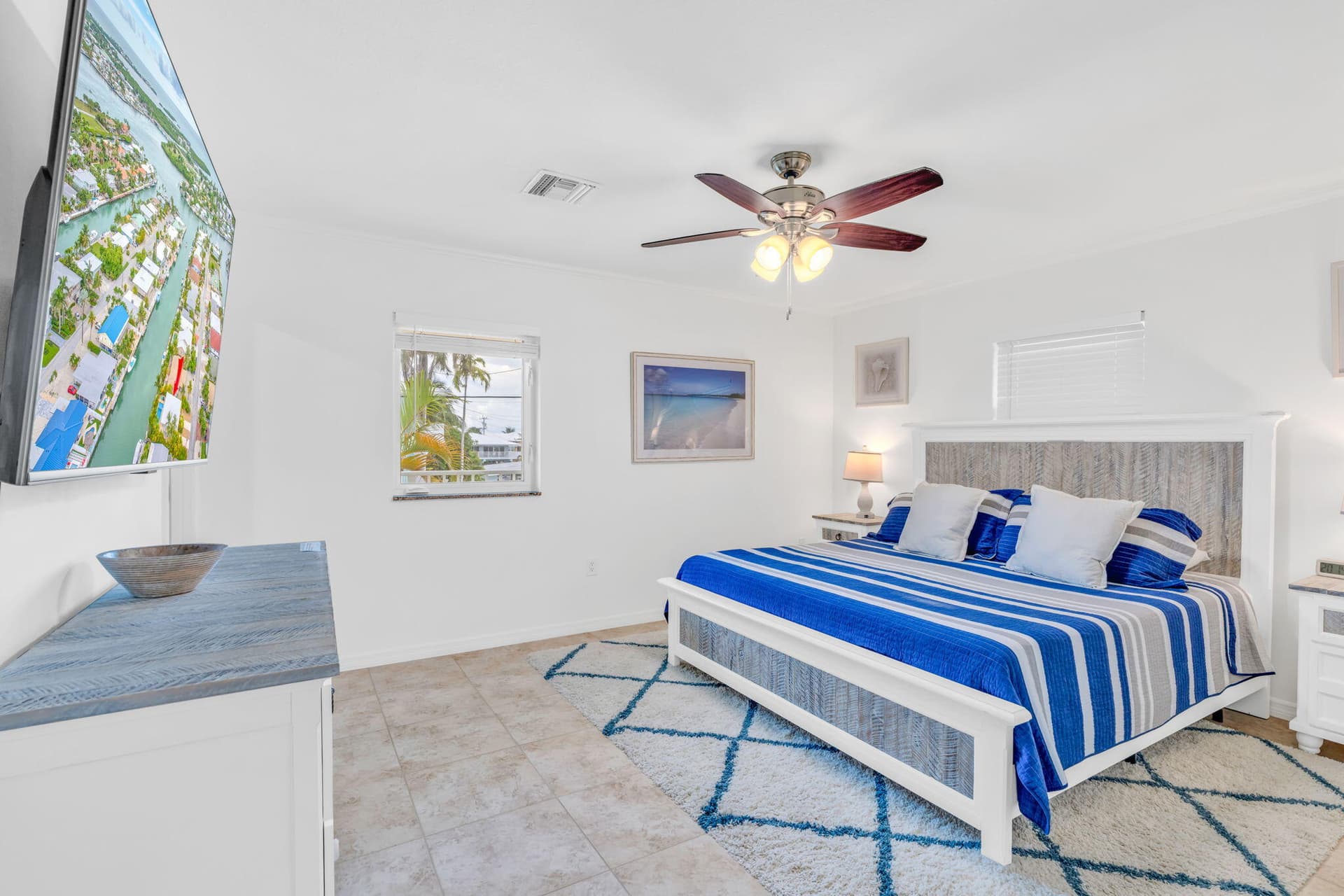 581 10th Street photo 12