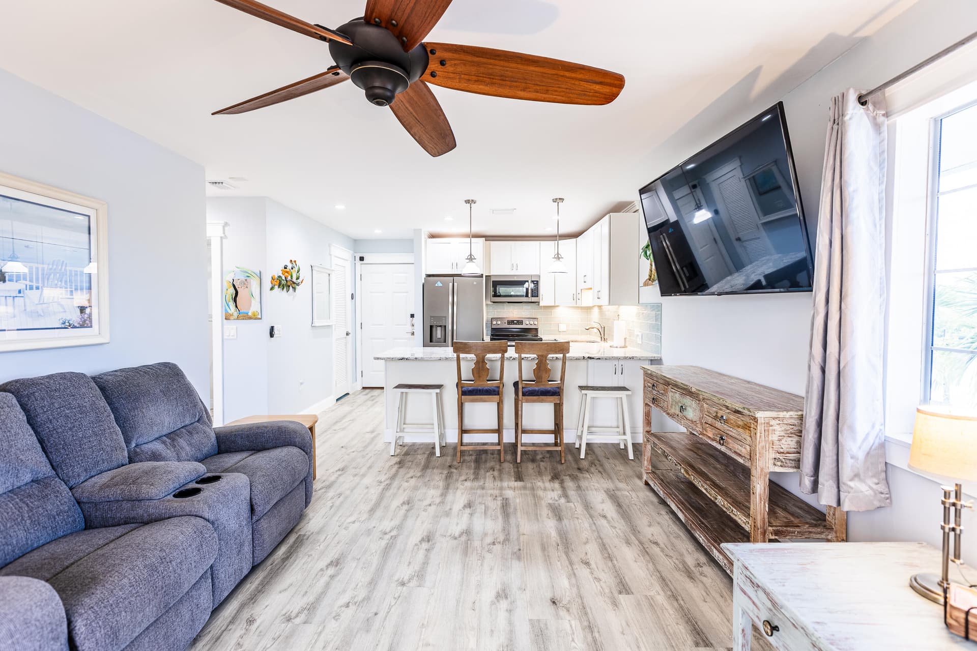 105 Avenue D 111 photo 4