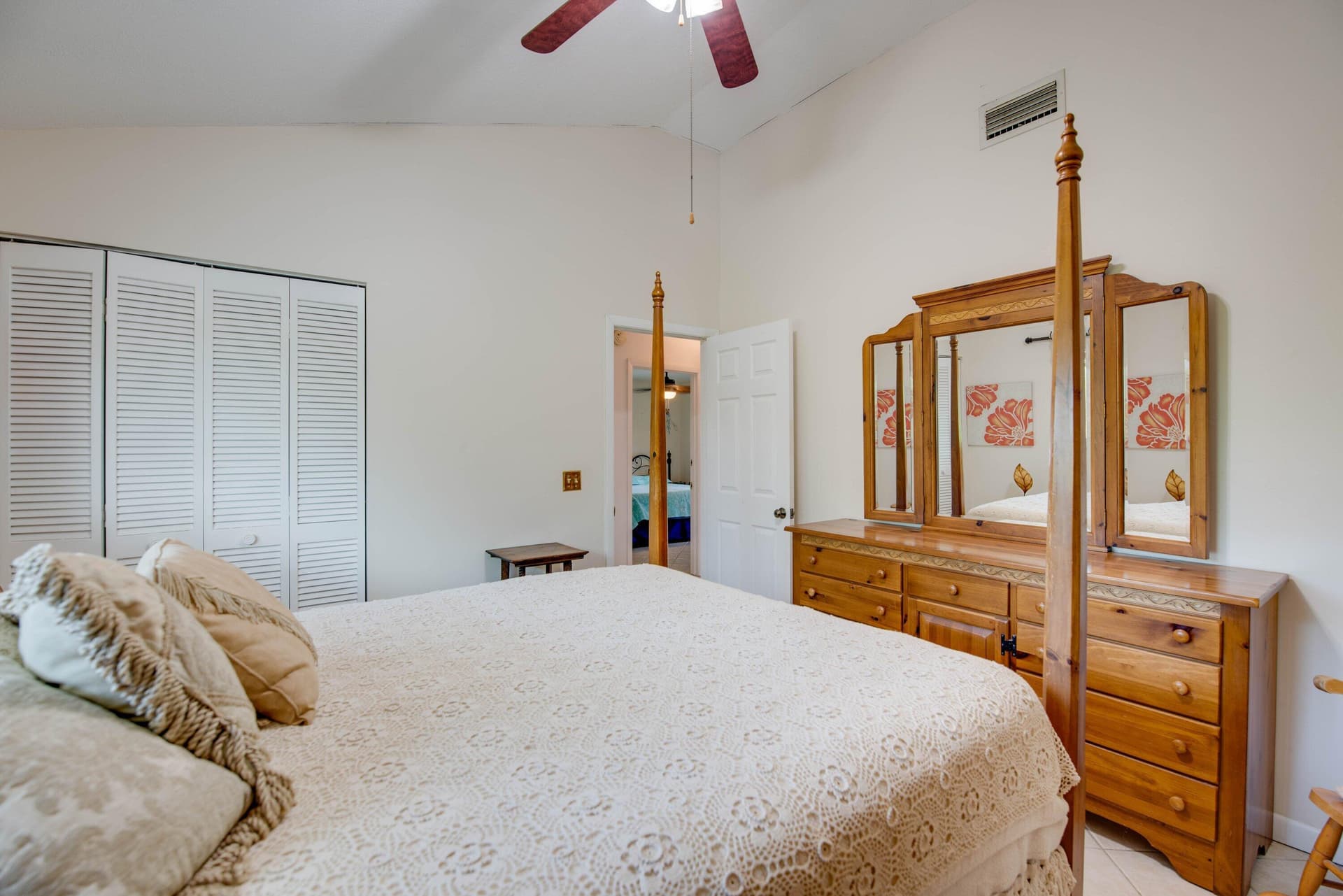 27426 Martinique Lane photo 12