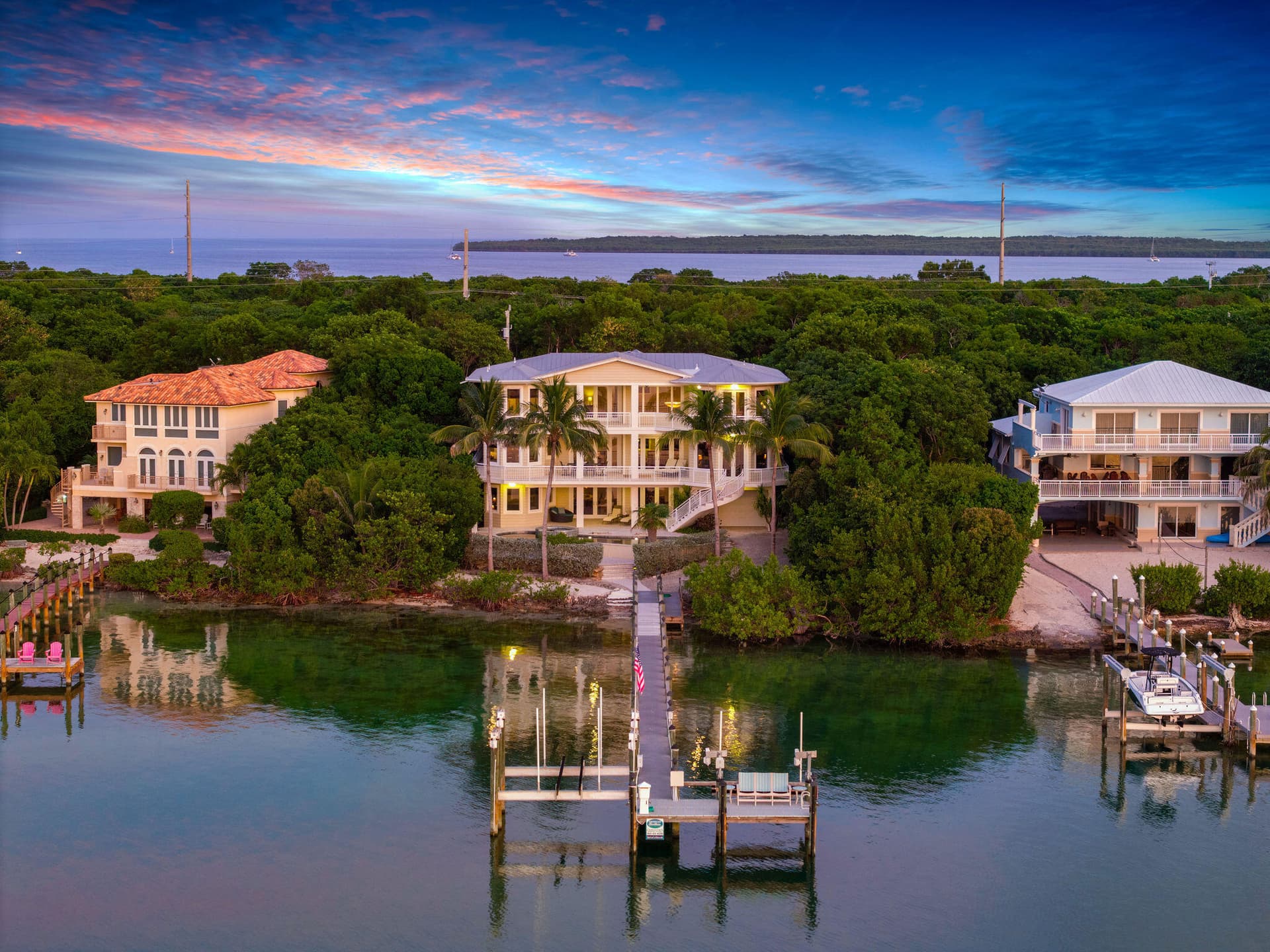 104 Coastal Dr photo 1
