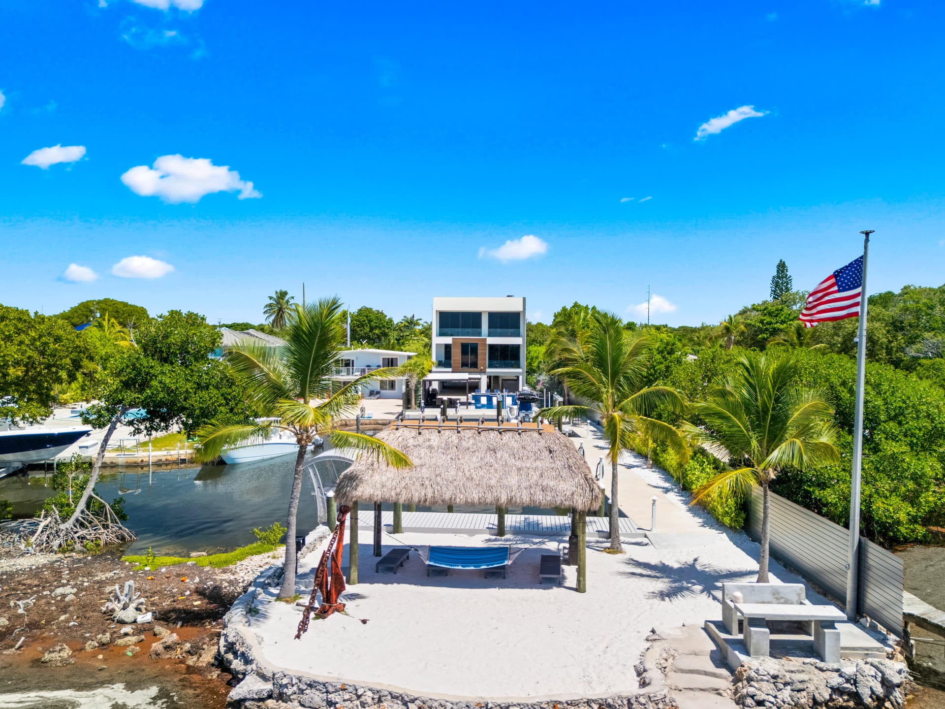 16 Seaside Ave photo 23
