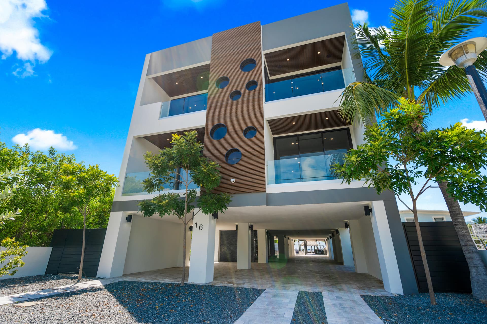 16 Seaside Ave photo 11