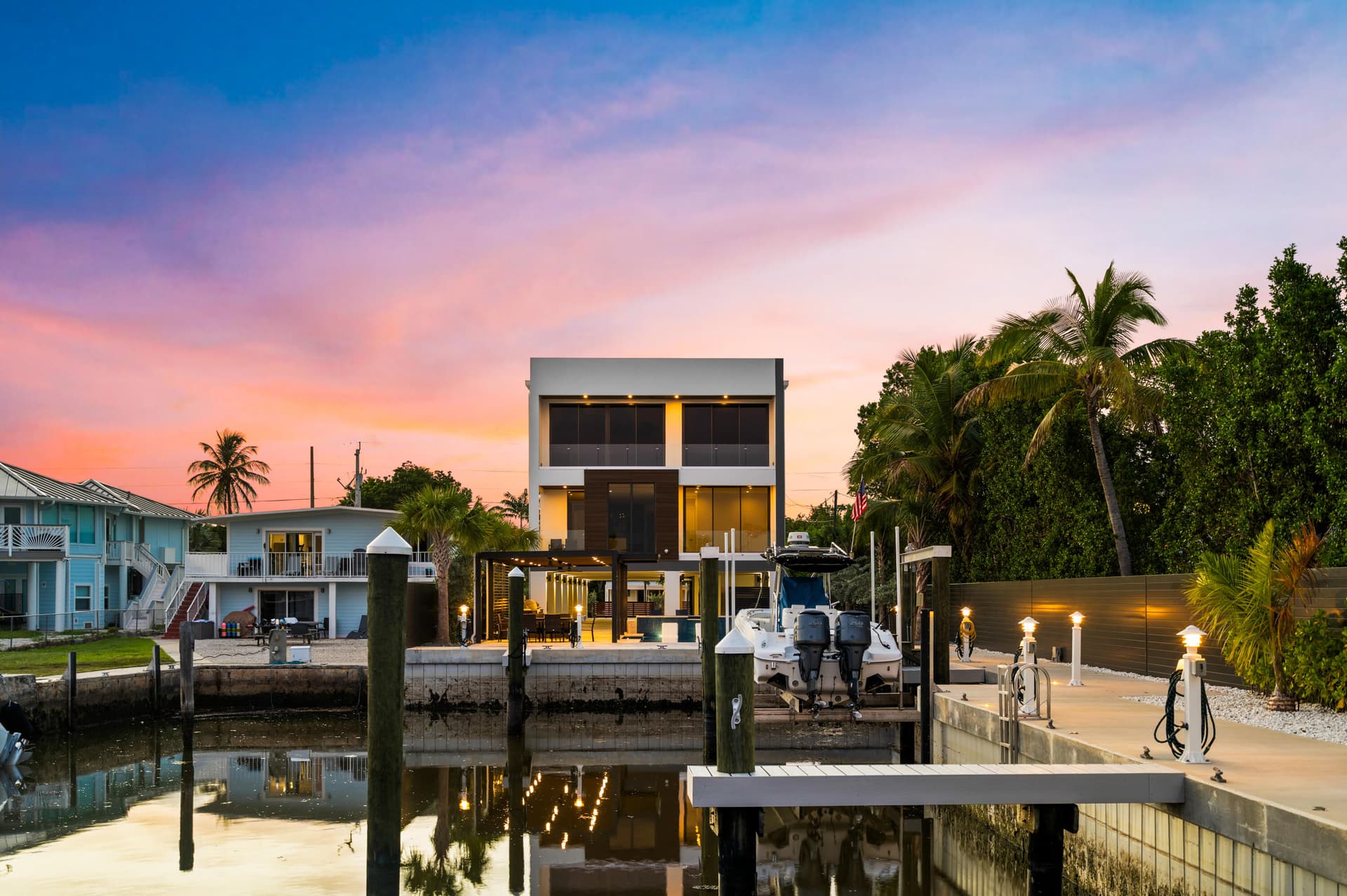 16 Seaside Ave photo 2
