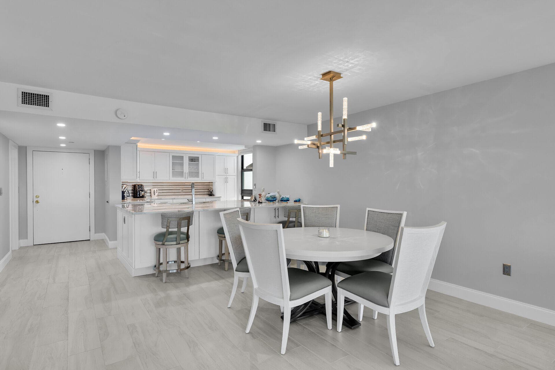 8401 Gulf Of Mexico Boulevard #401 photo 13