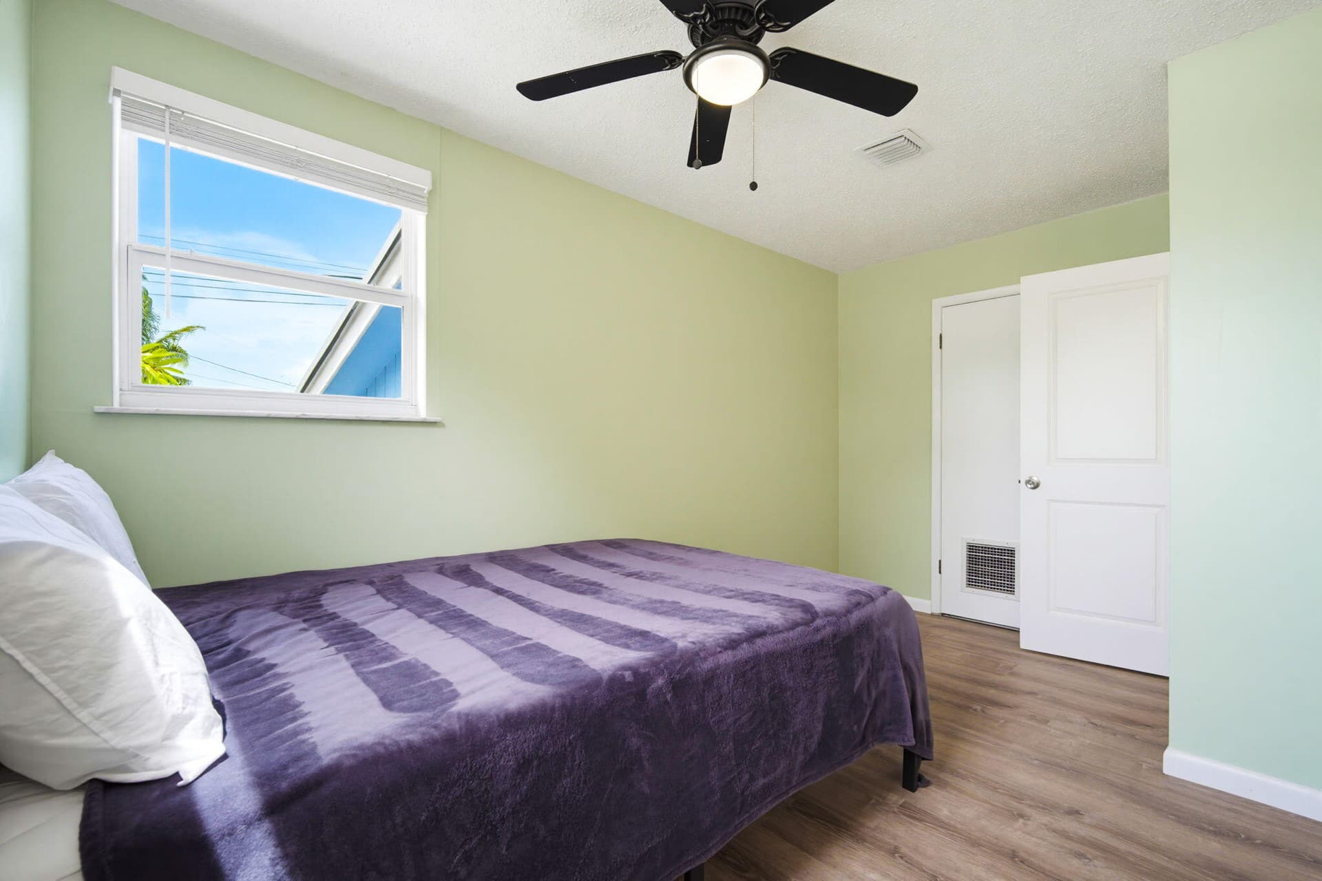 87 Sirius Lane photo 23
