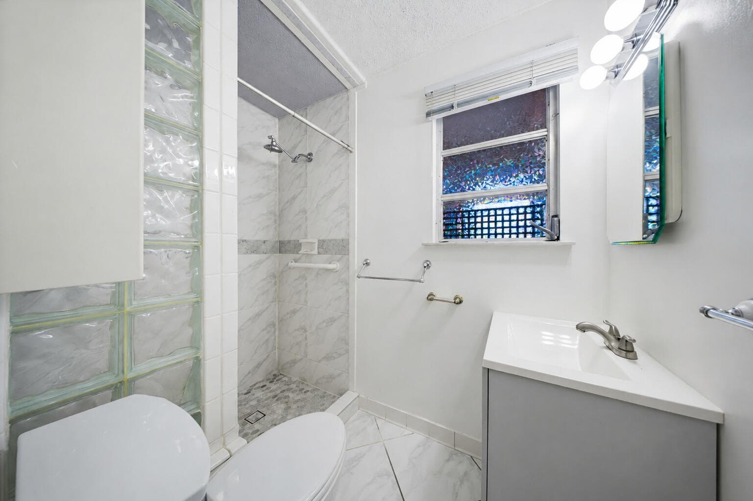 87 Sirius Lane photo 15