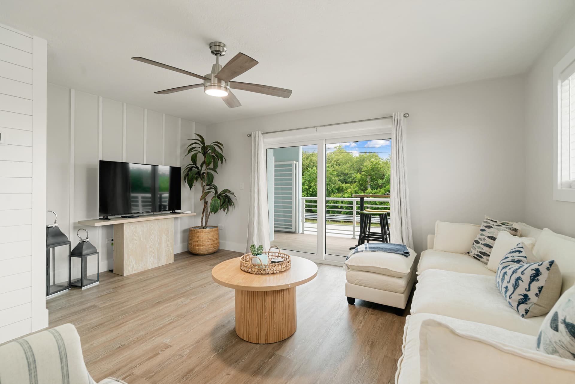 139 Marina Avenue photo 18