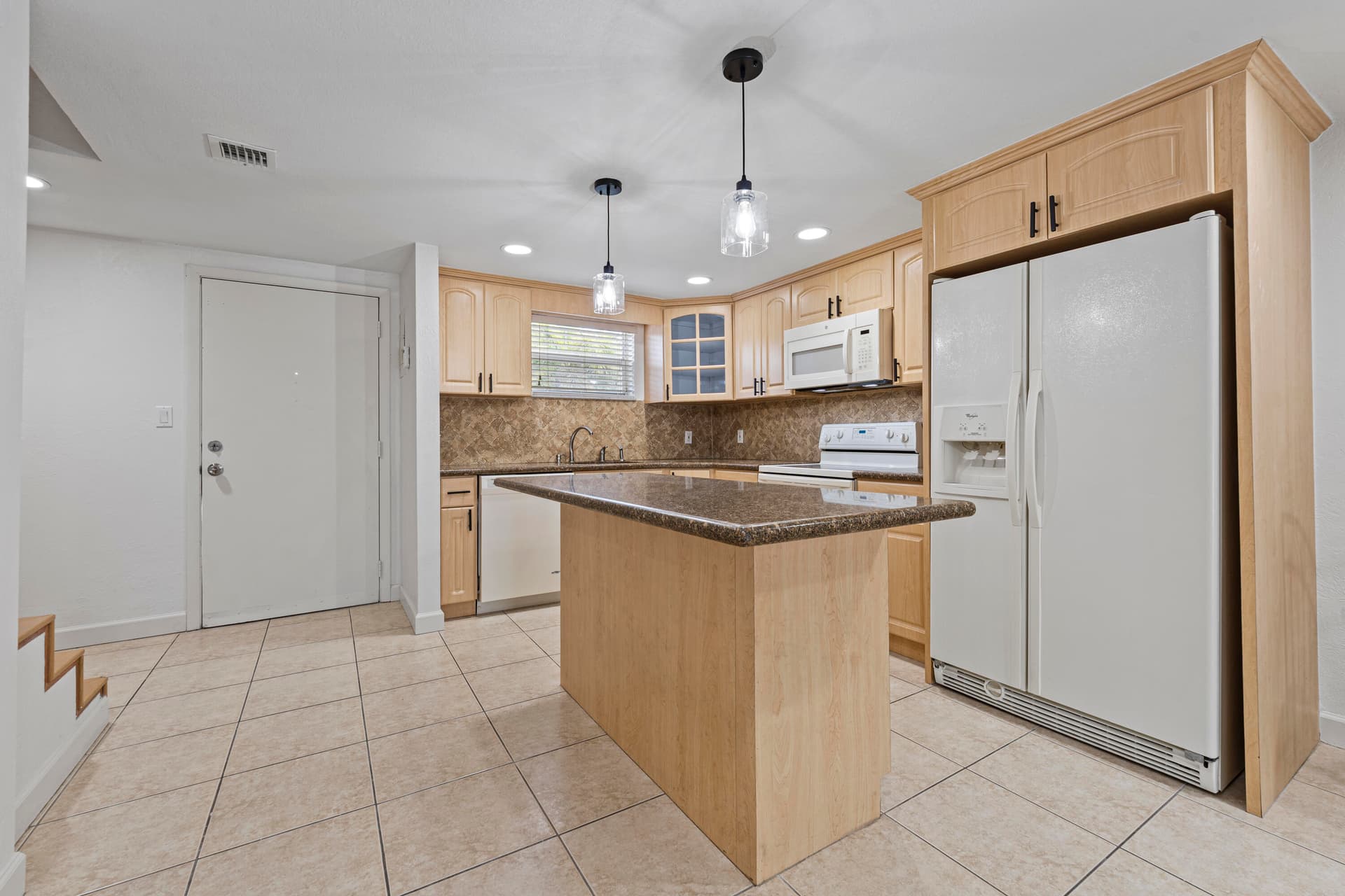 92550 Overseas Highway APT 214 photo 20