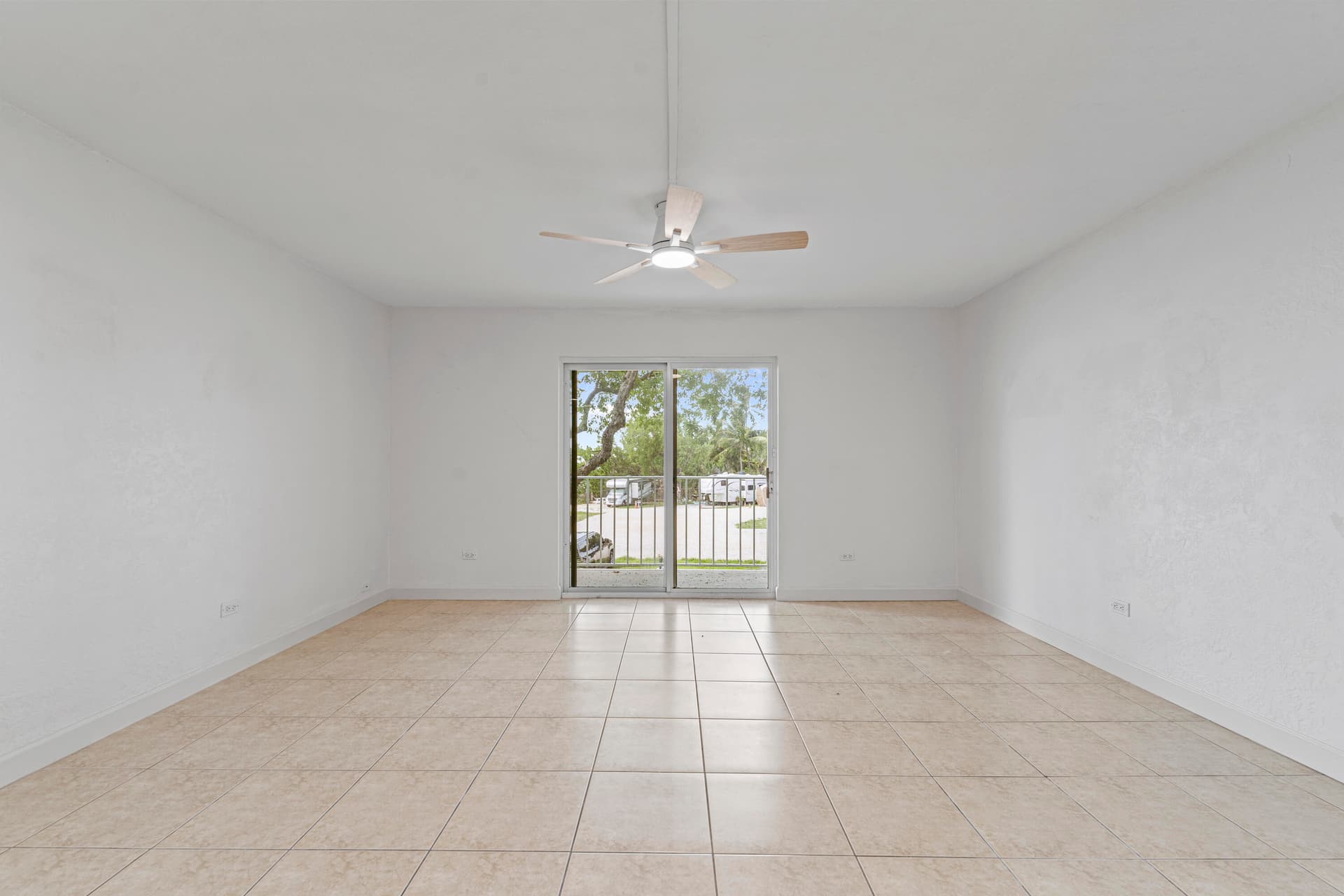 92550 Overseas Highway APT 214 photo 23