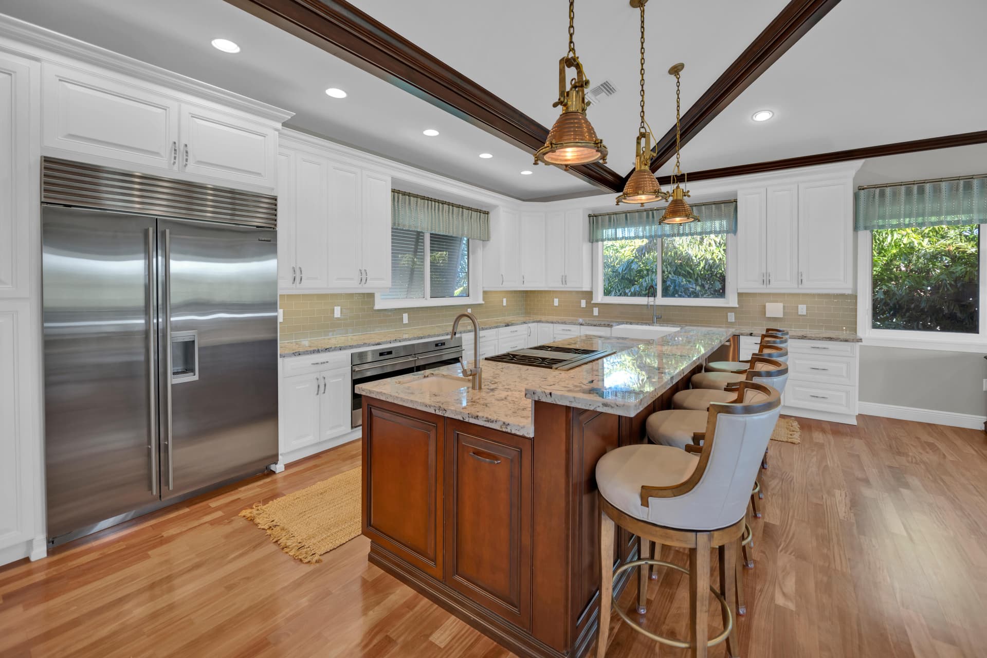 430 Palm Drive photo 15