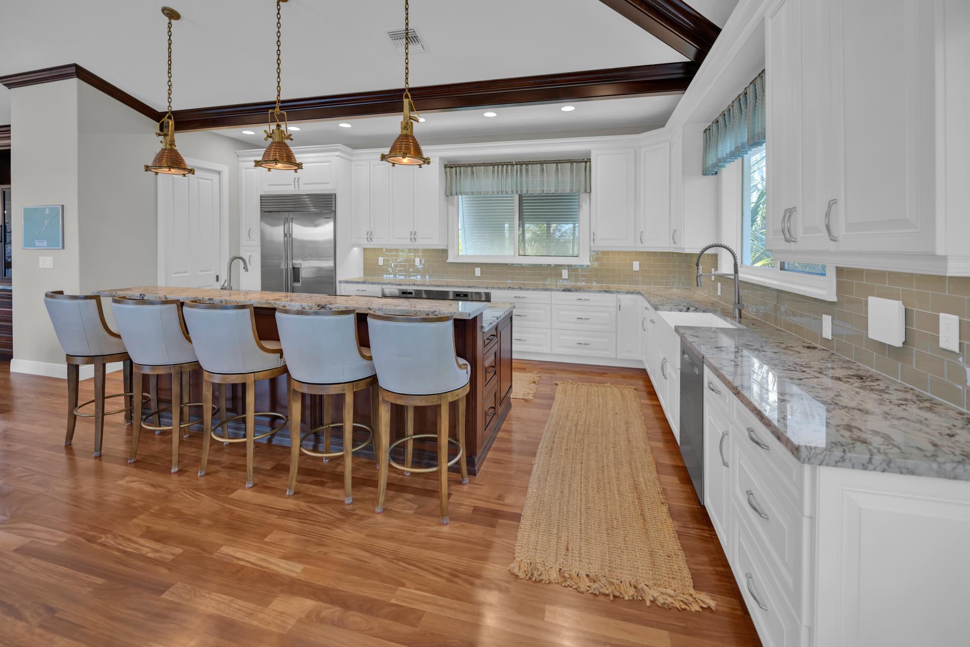 430 Palm Drive photo 19
