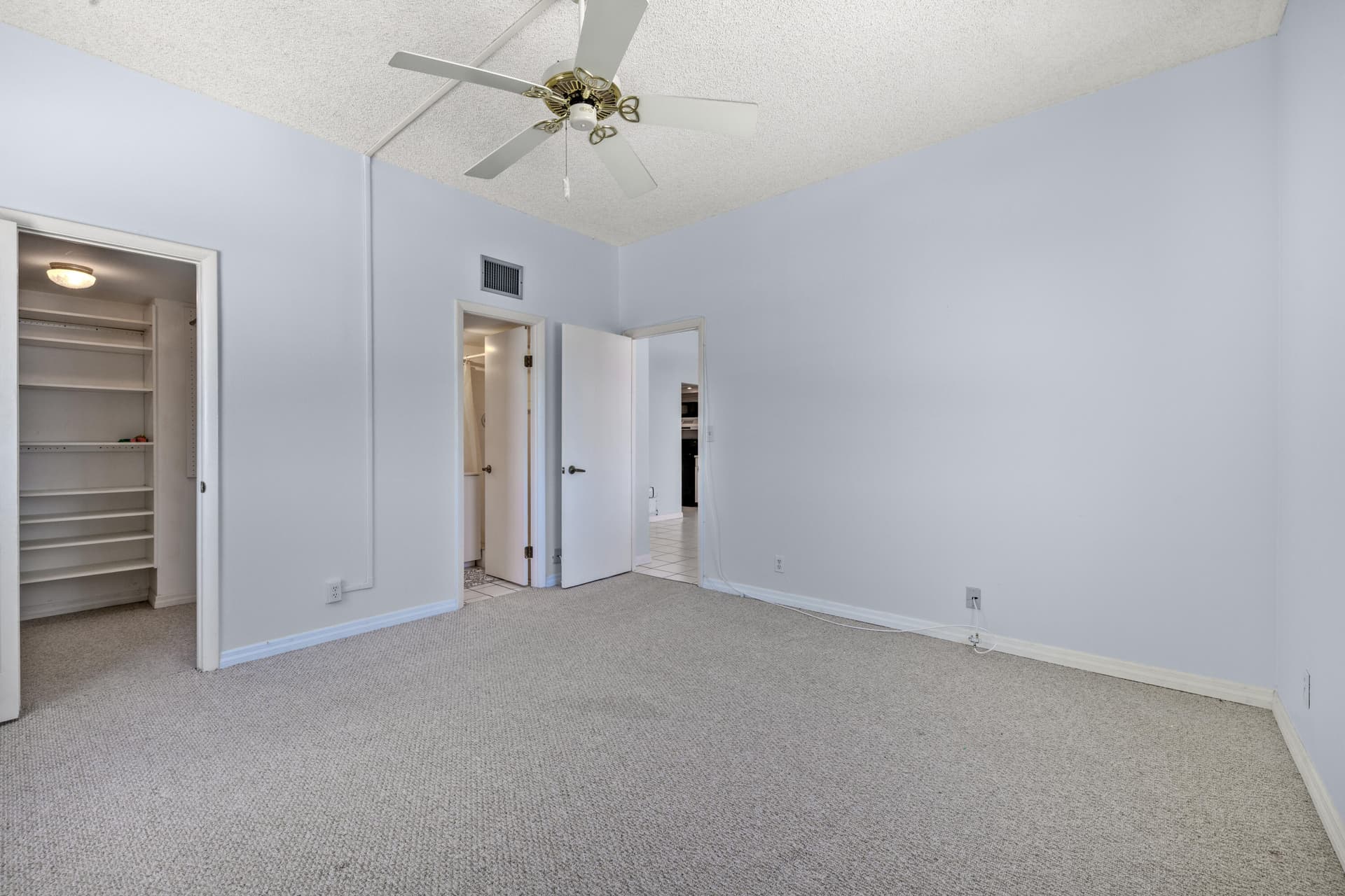 2000 Coco Plum Drive 106 photo 11