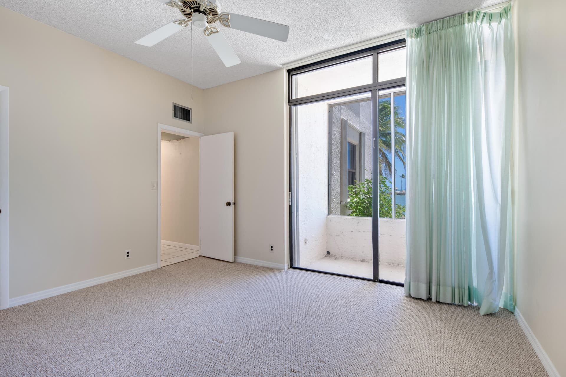 2000 Coco Plum Drive 106 photo 16