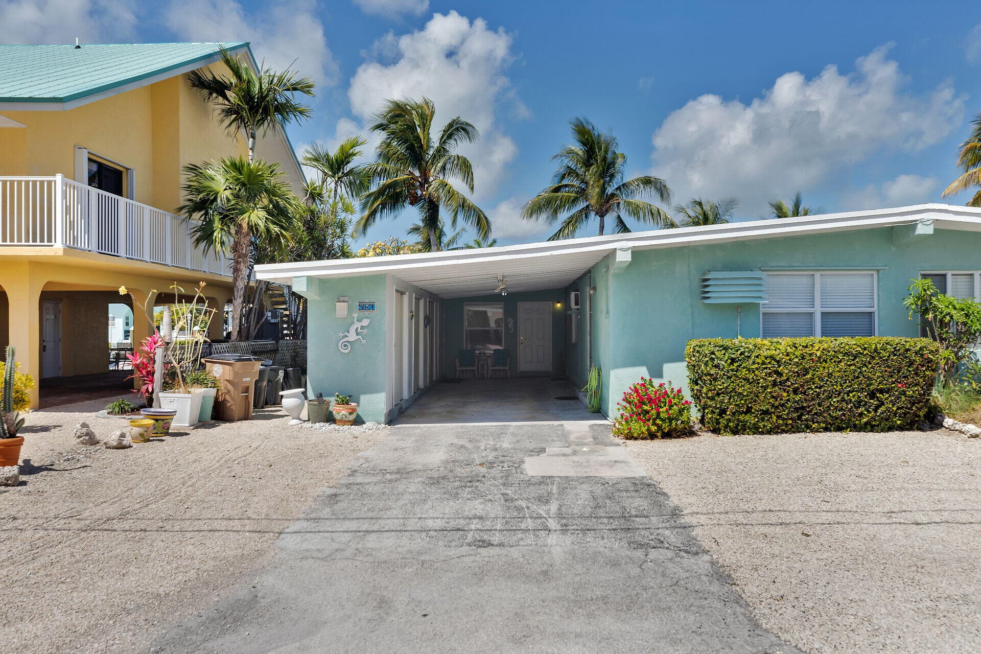 581 9th Street photo 3
