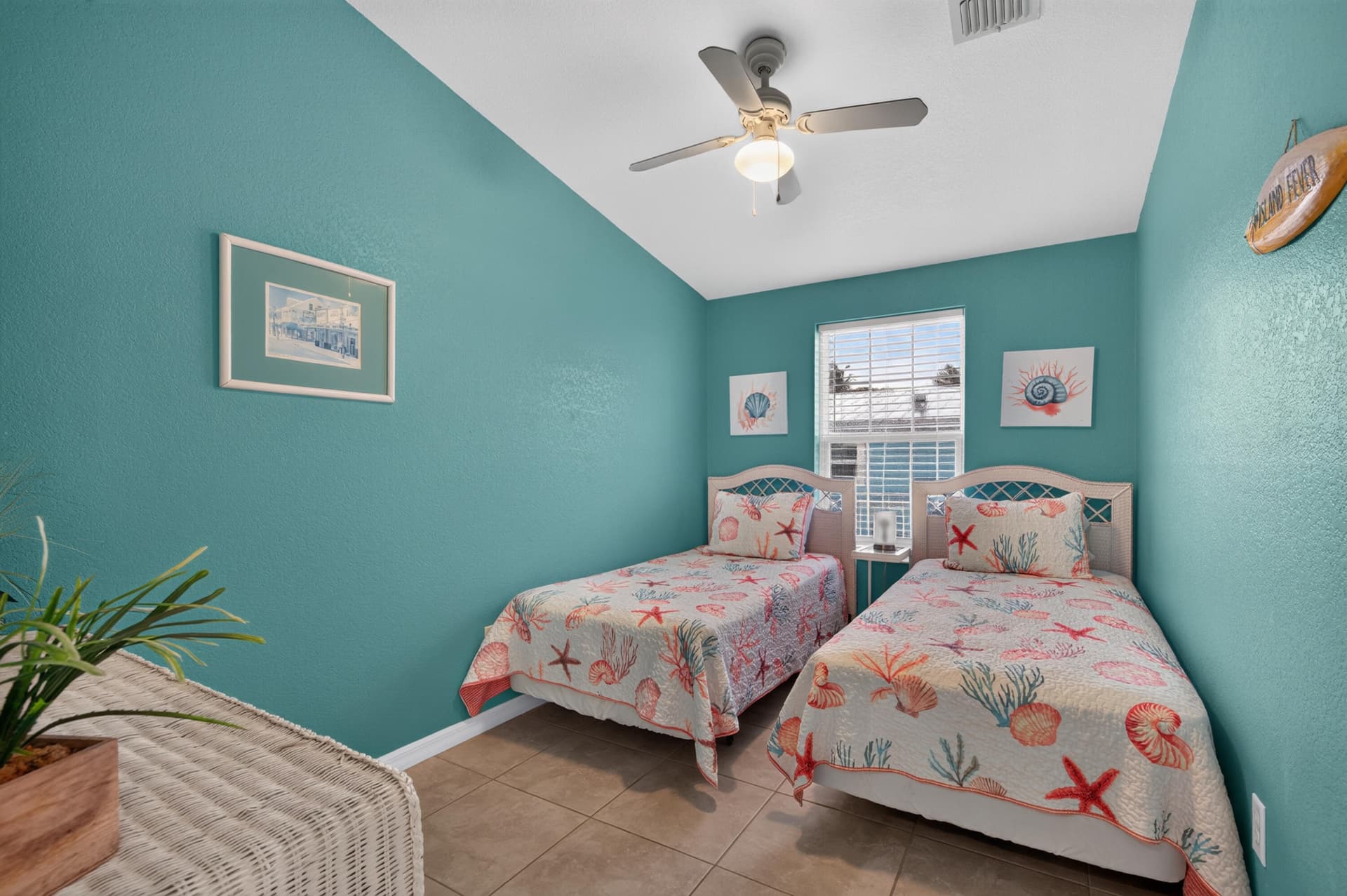 342 Spanish Main Drive photo 7