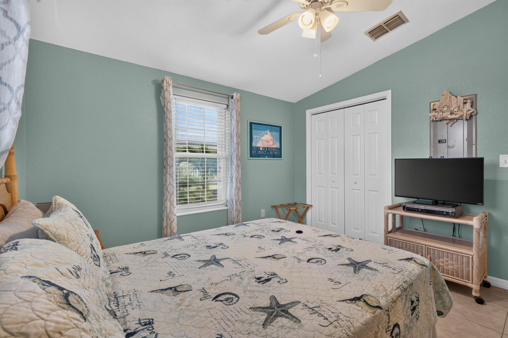 342 Spanish Main Drive photo 16