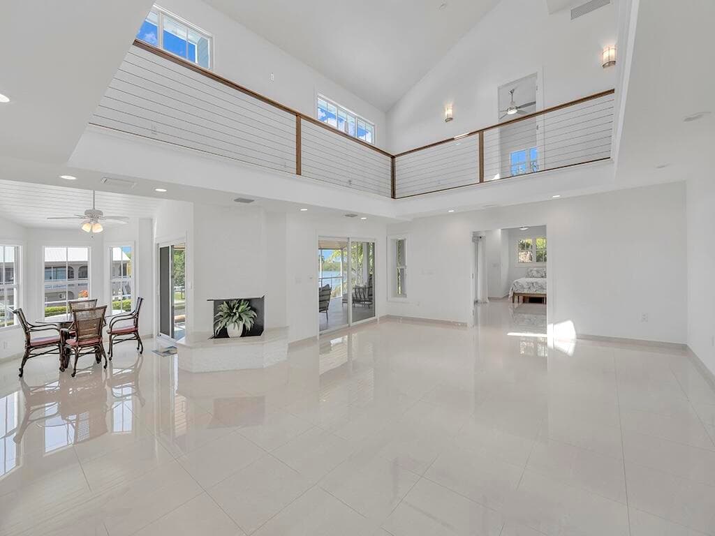157 Valencia Drive photo 7