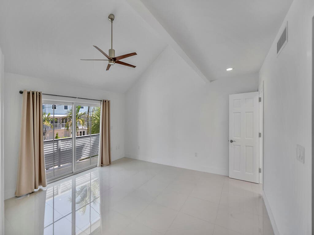 157 Valencia Drive photo 23