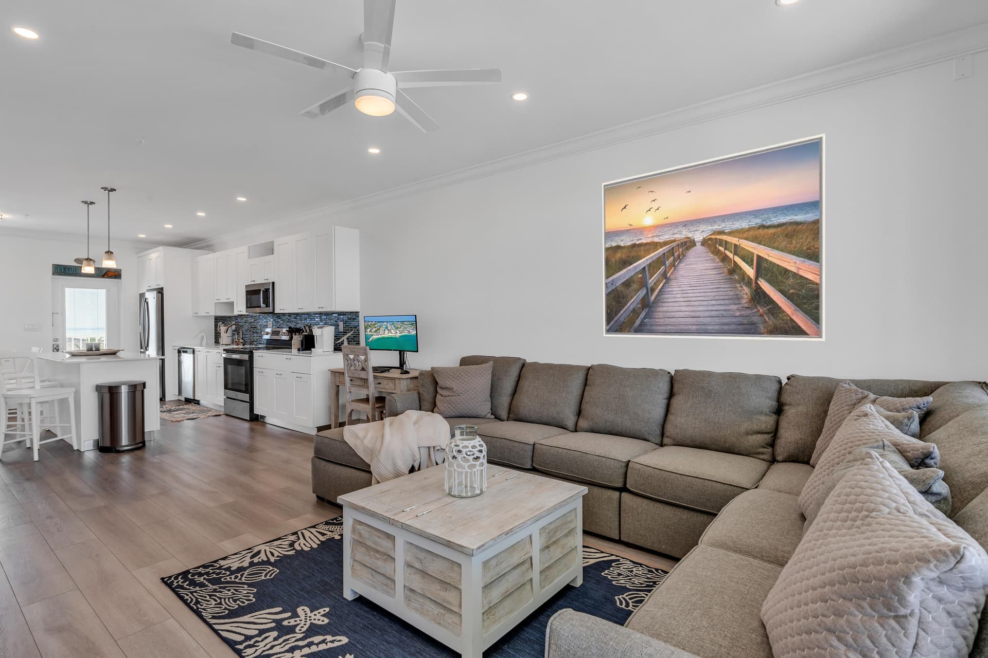501 E Ocean Drive 28 photo 5