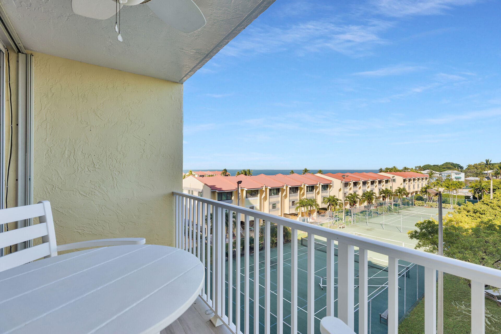 88540 Overseas Highway APT 304 photo 11