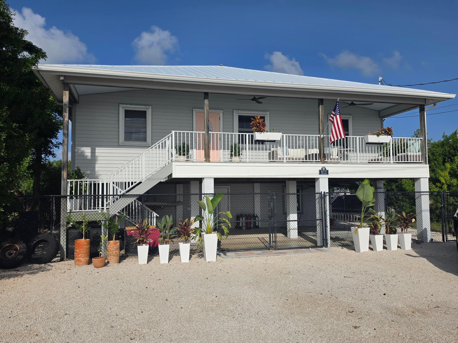 673 Indies Road photo 1