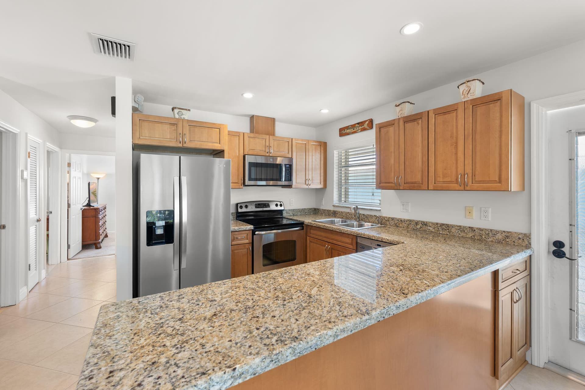 126 N Indies Drive photo 19