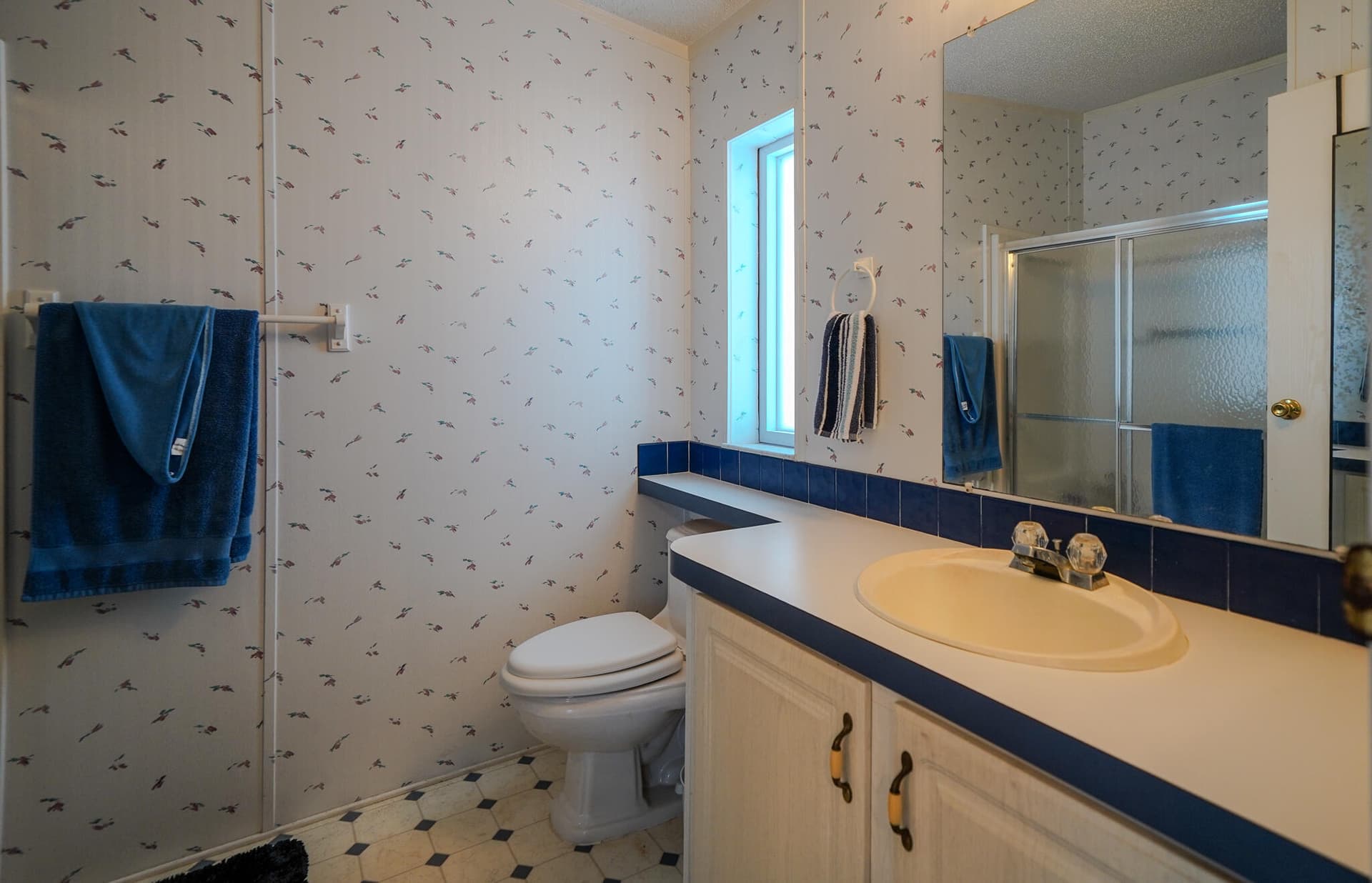 185 W Avenue A photo 6