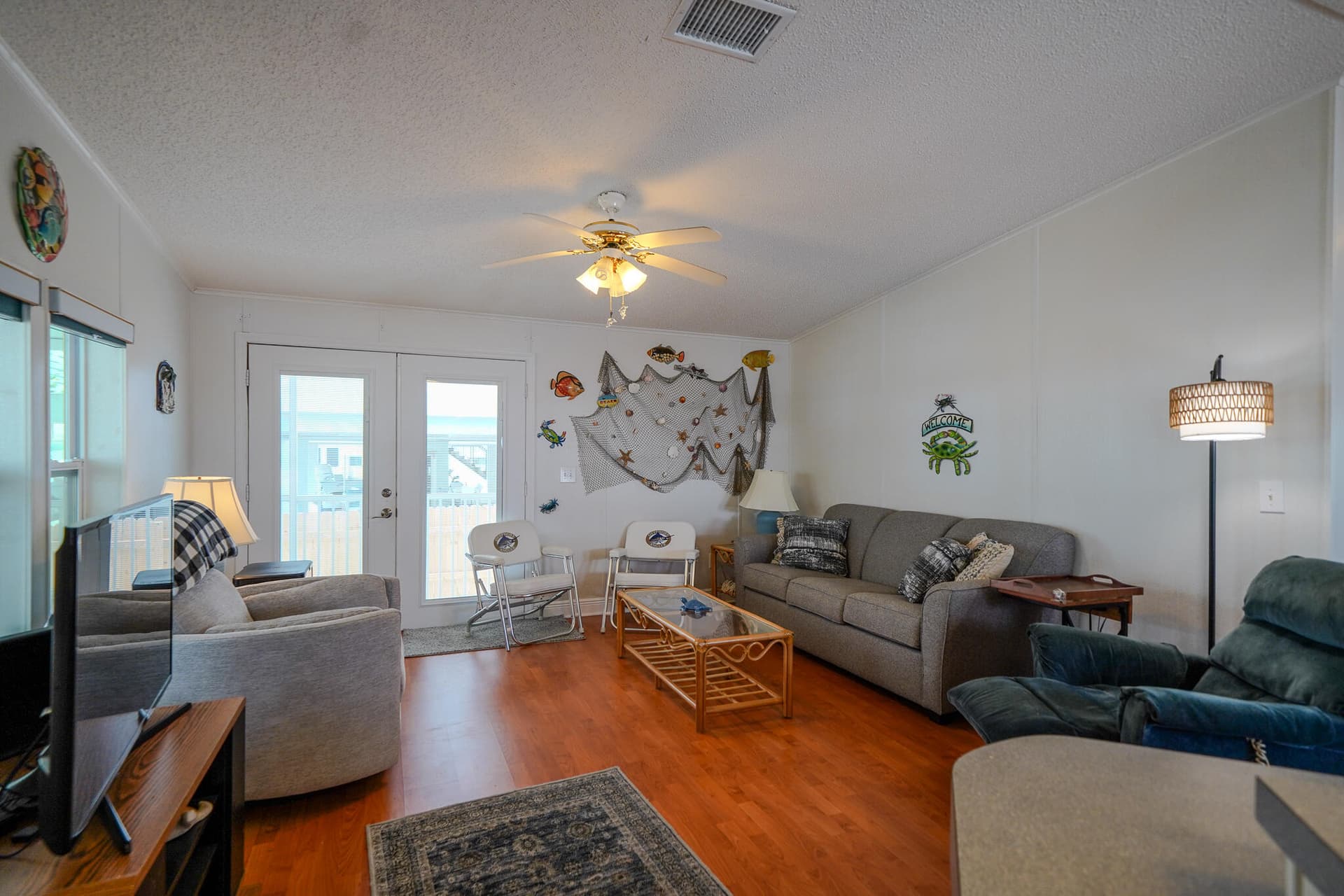 185 W Avenue A photo 11