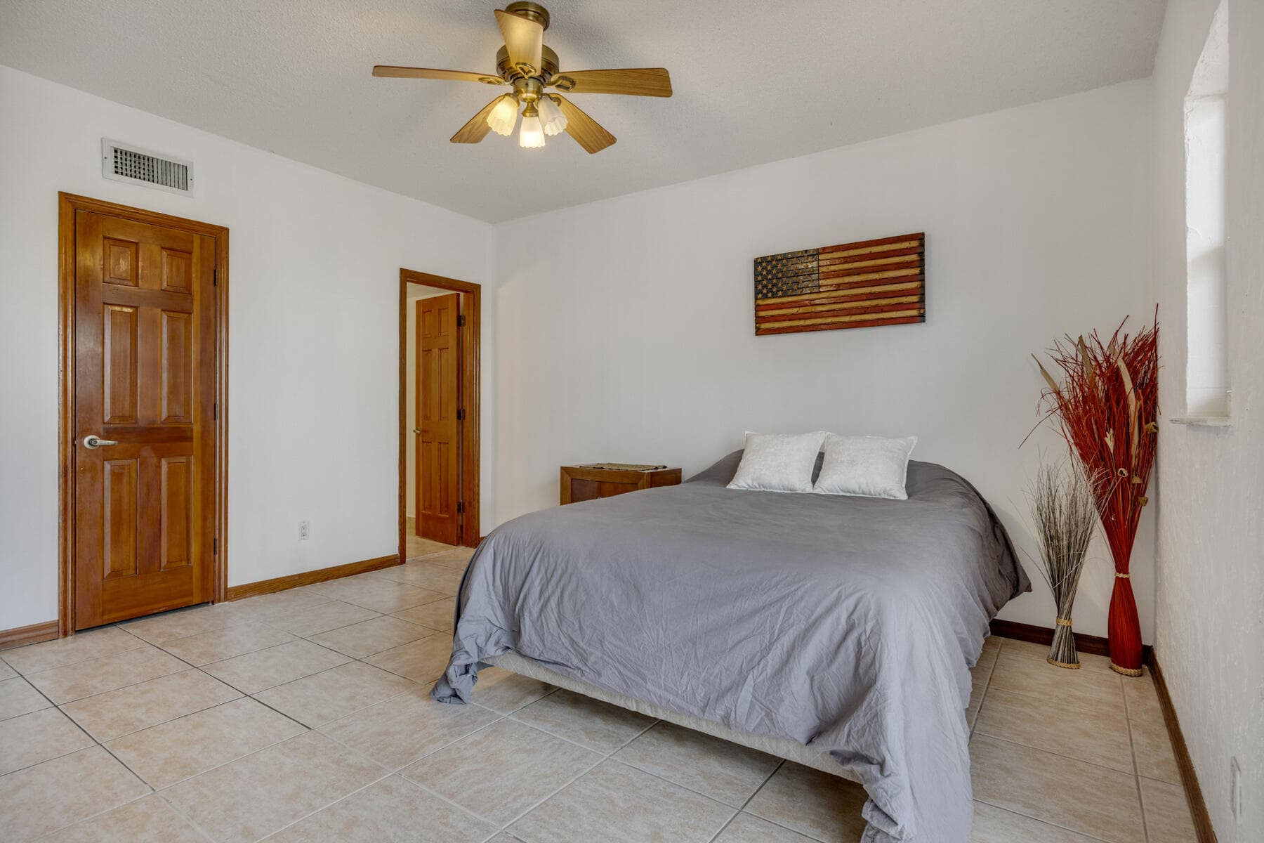 32 Hilton Haven Road APT 5 photo 23