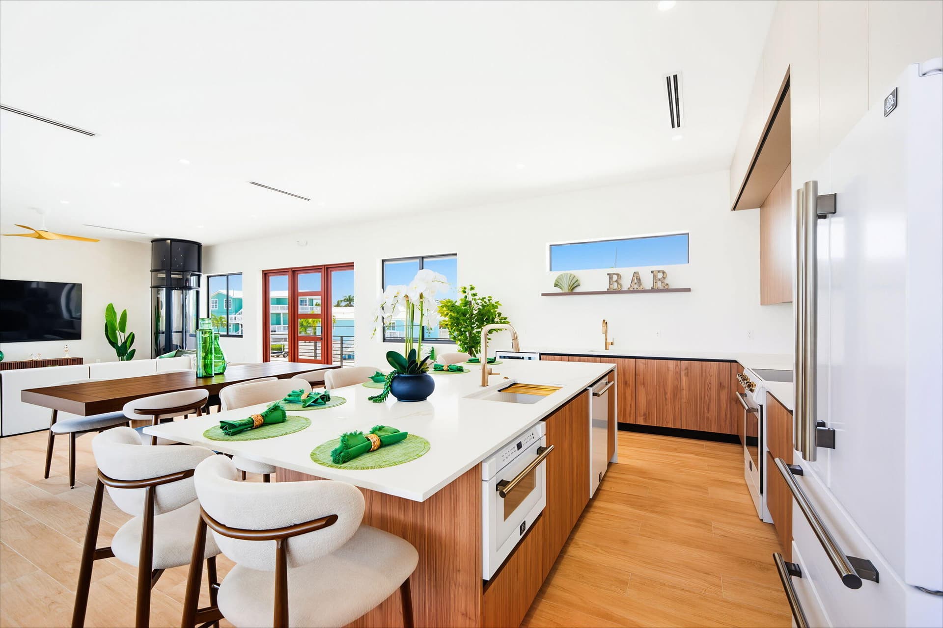 300 N Anglers Drive photo 8