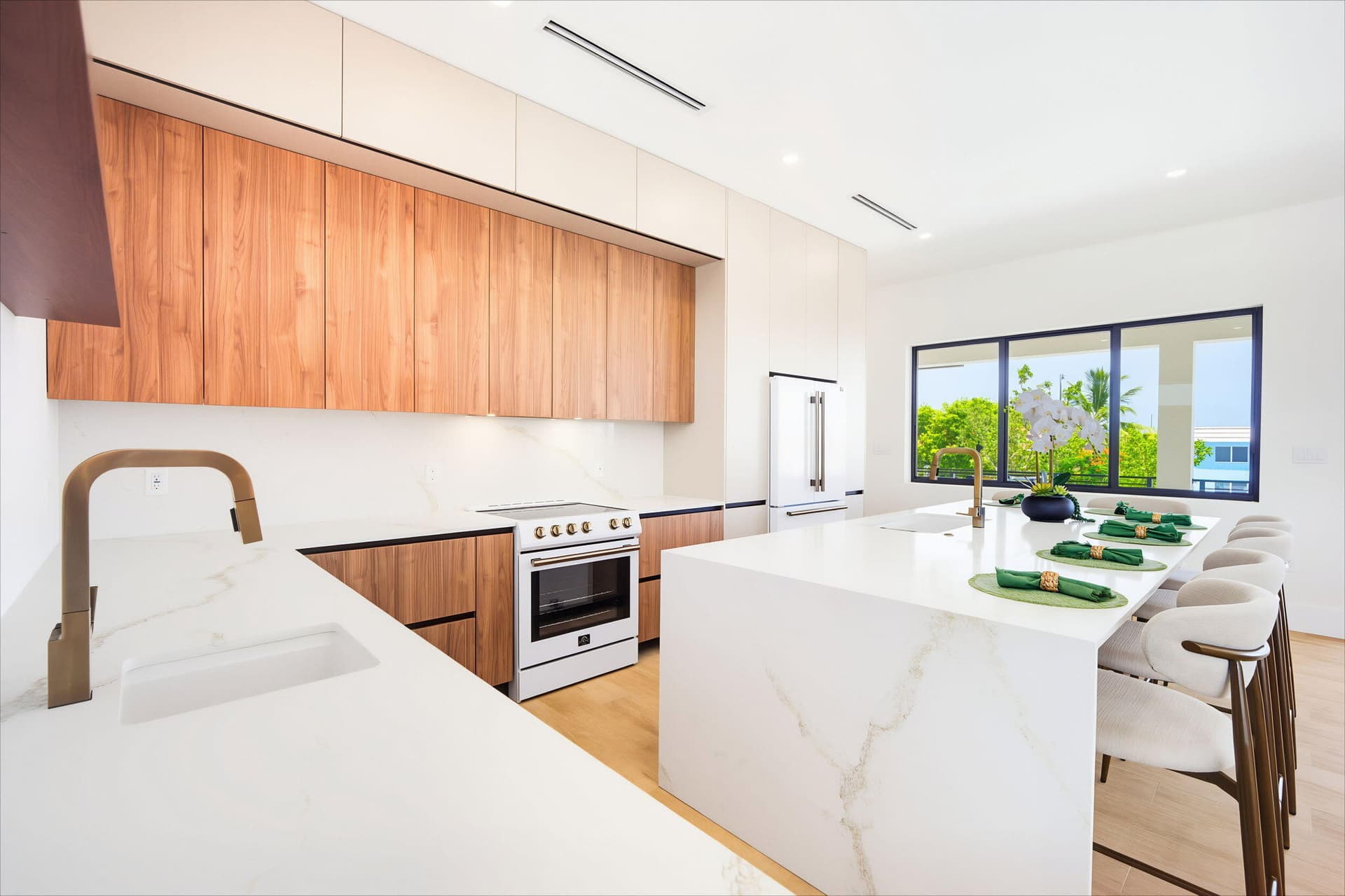 300 N Anglers Drive photo 9