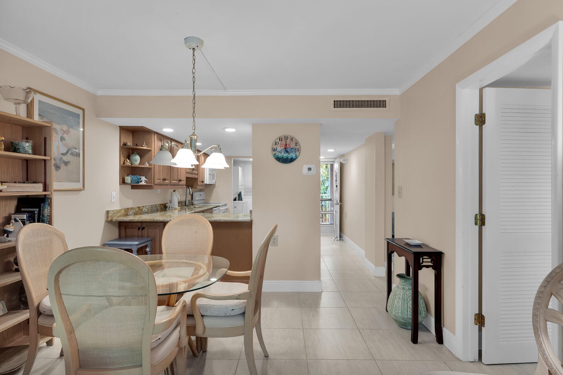 201 E Ocean Drive 1-211 photo 16