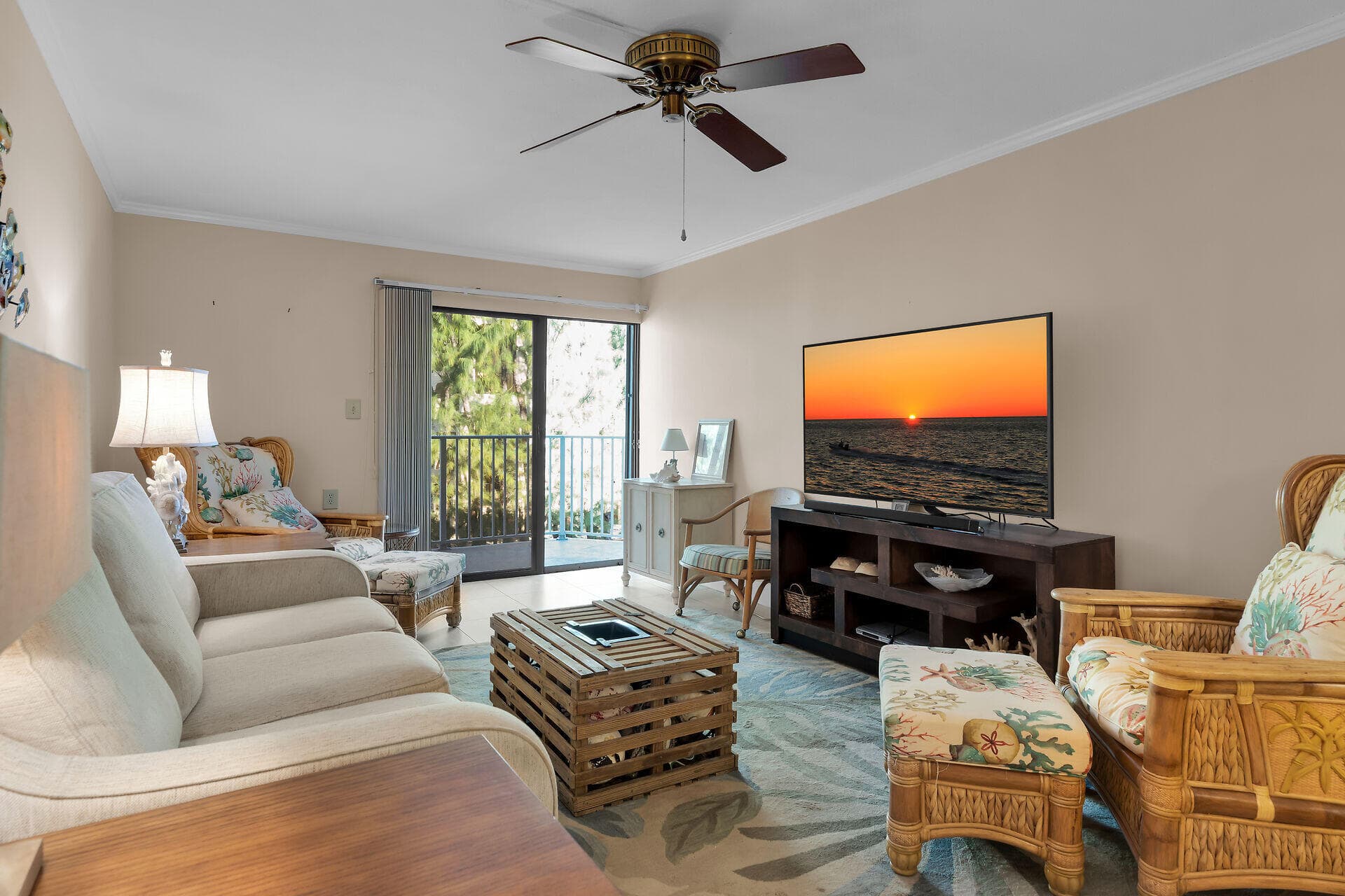 201 E Ocean Drive 1-211 photo 17