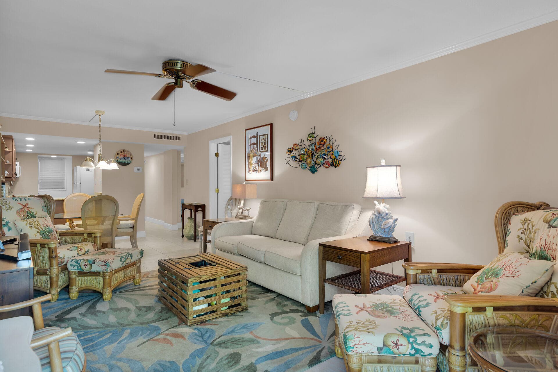 201 E Ocean Drive 1-211 photo 22