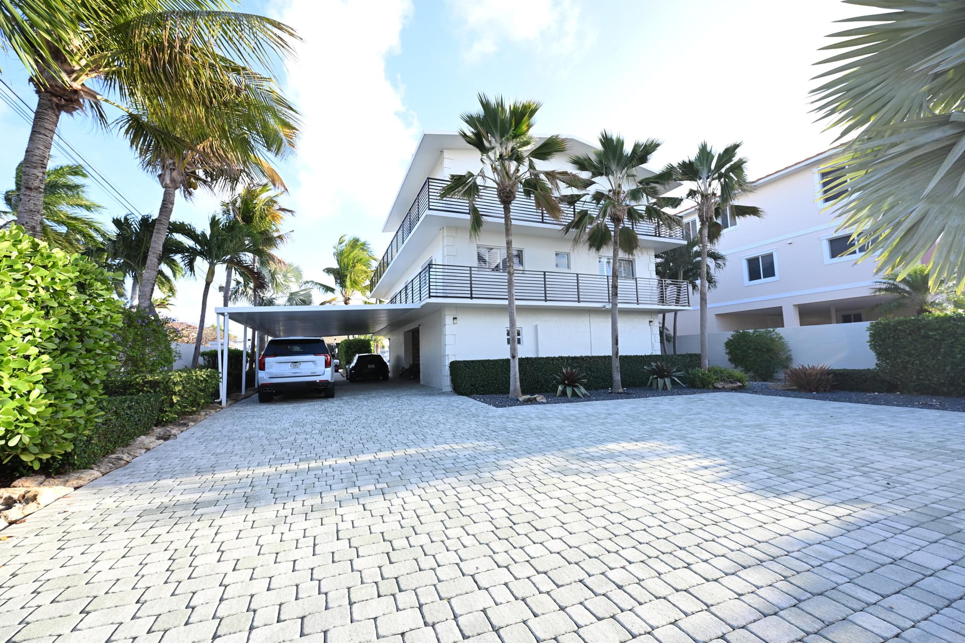 186 Atlantic Boulevard photo 6