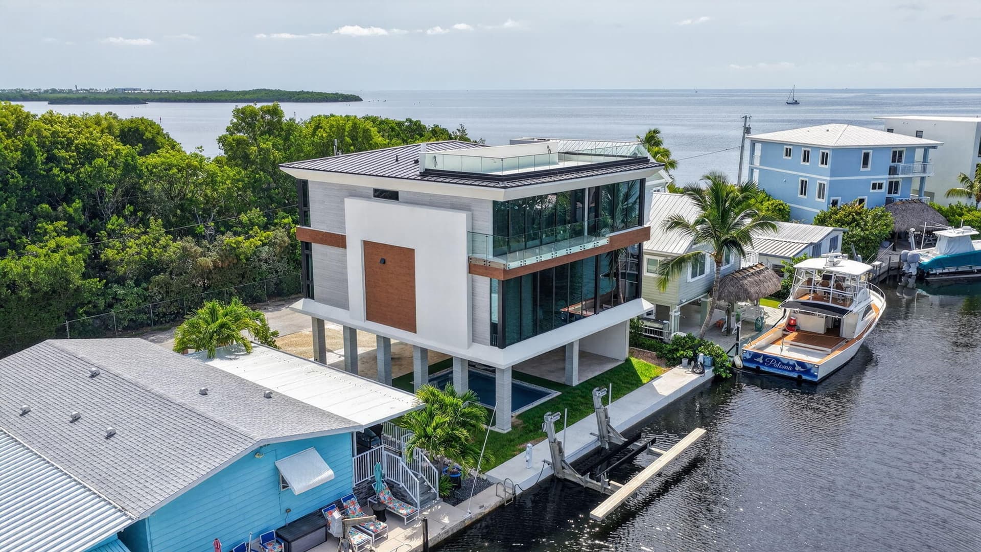 108 Coral Way photo 19