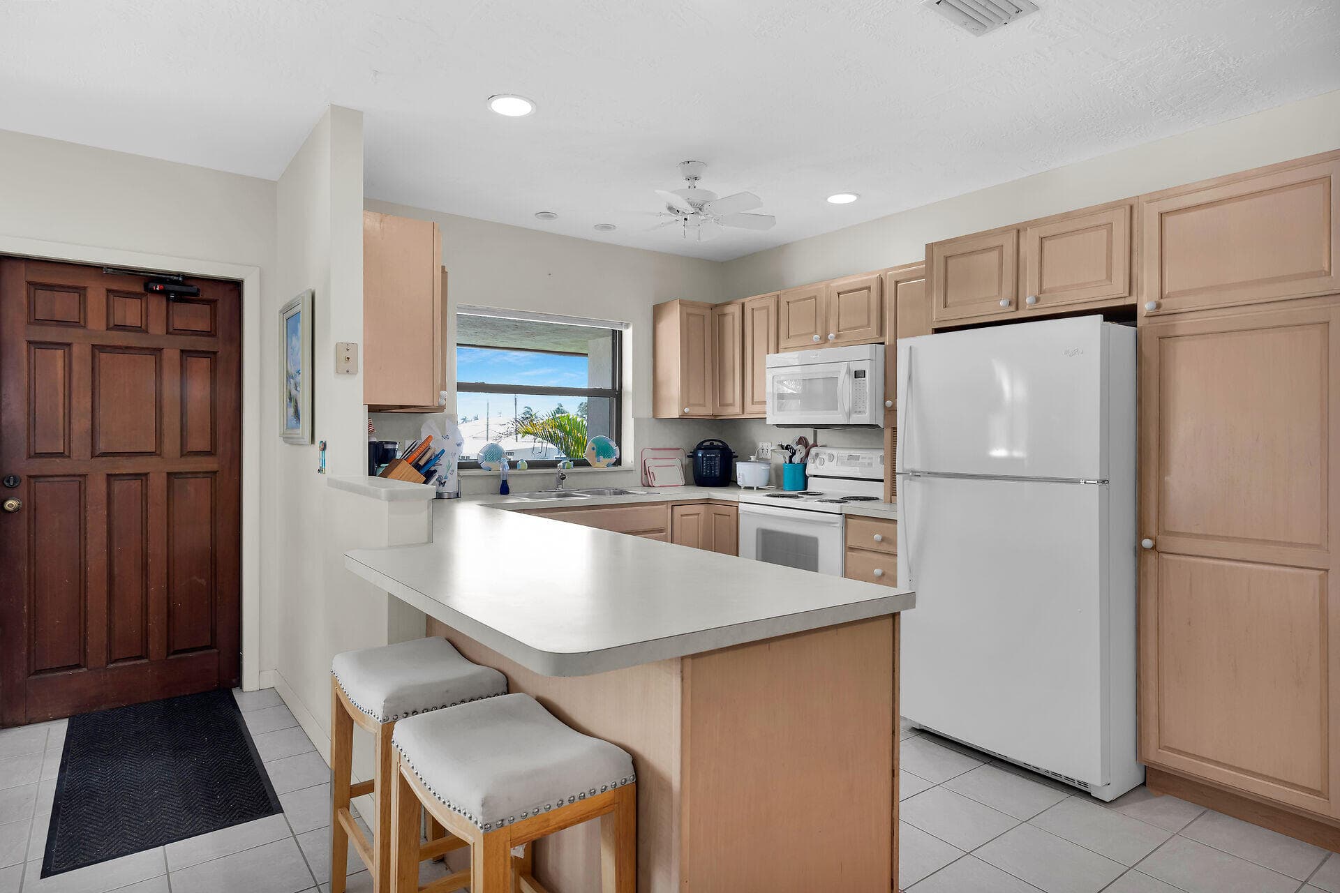 350 11Th Street photo 4
